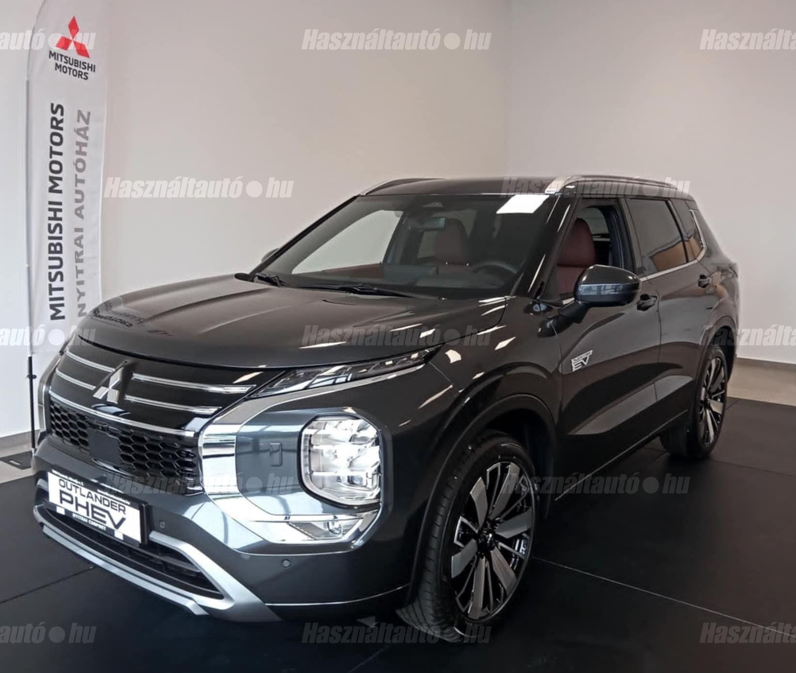 MITSUBISHI OUTLANDER 2025 - 1