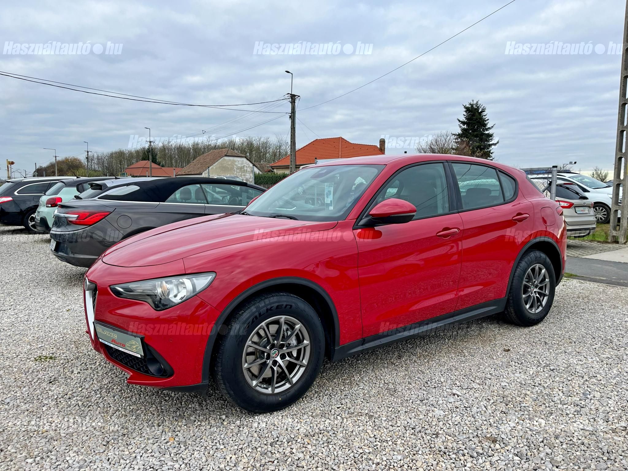 ALFA ROMEO STELVIO 2019/8 - 1