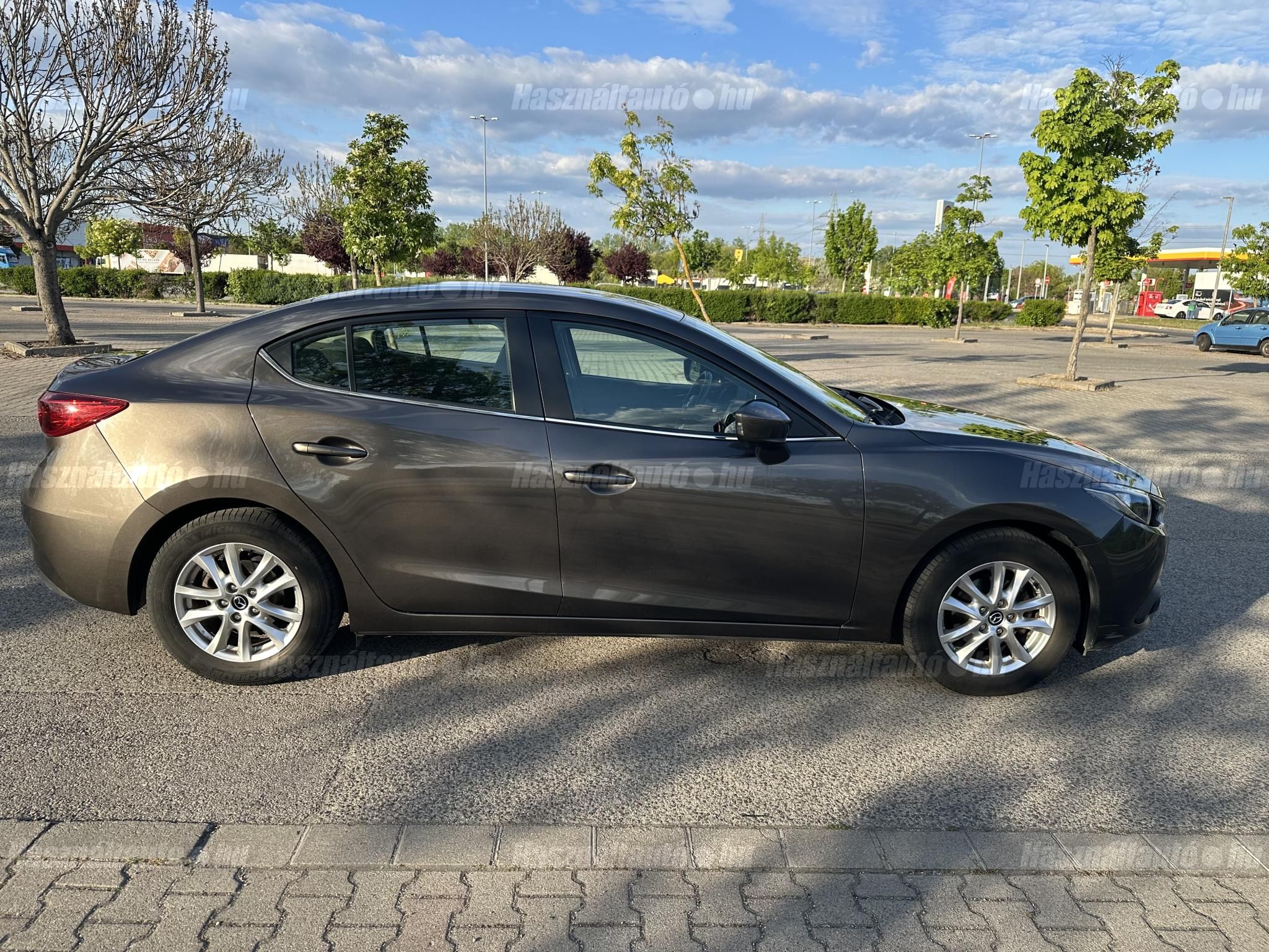 MAZDA 3 2015/3 - 1