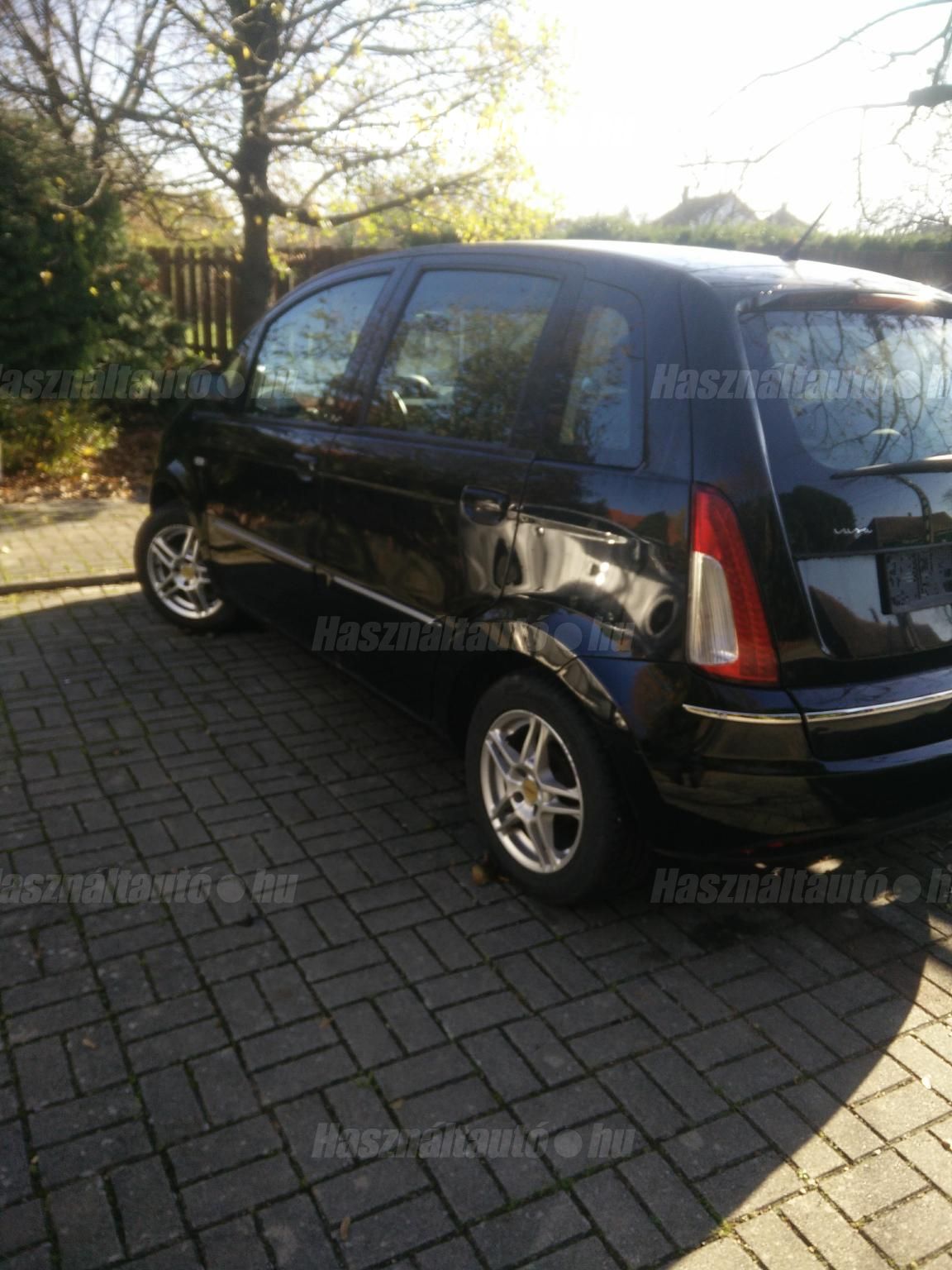 LANCIA MUSA 2010 - 1