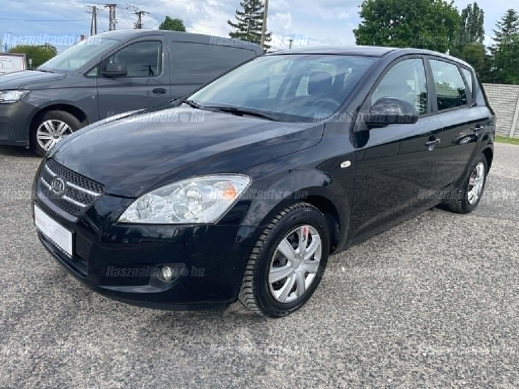 KIA CEE'D 2008/1 - 1