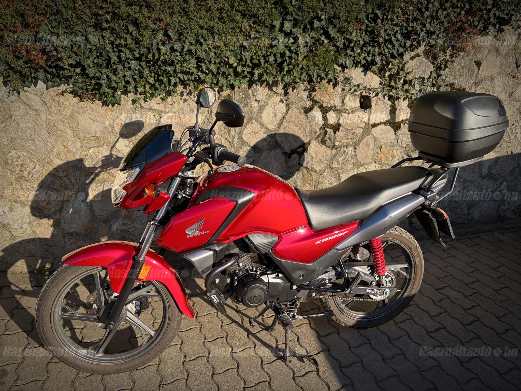 HONDA CB 125 F 2022/12 - 1