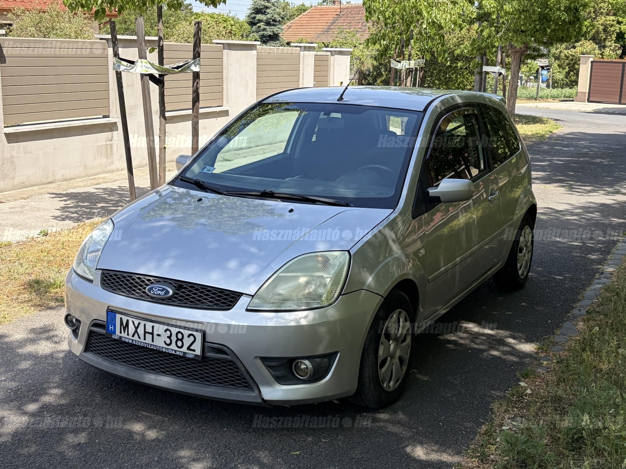FORD FIESTA 2006/5 - 1