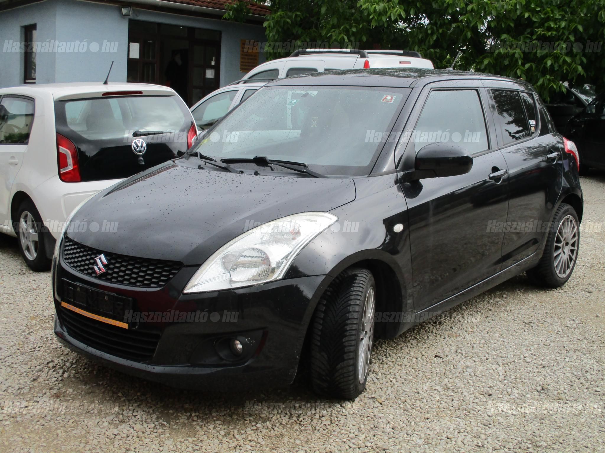 SUZUKI SWIFT 2011/10 - 1