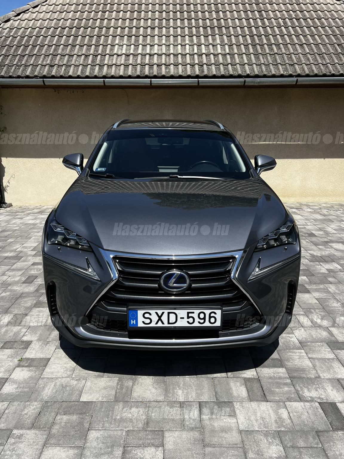 LEXUS NX 2016/5 - 1