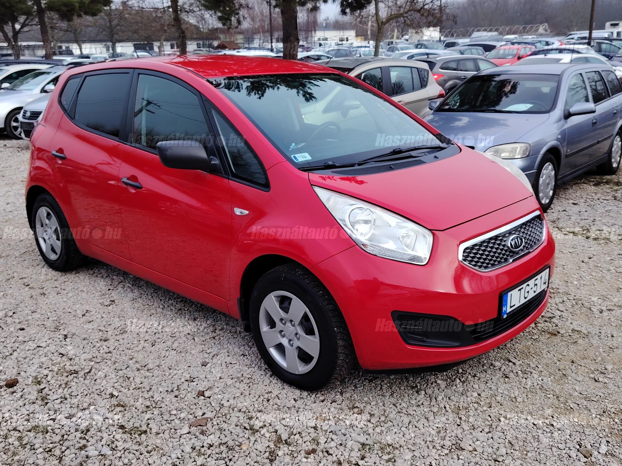KIA VENGA 2010/9 - 1