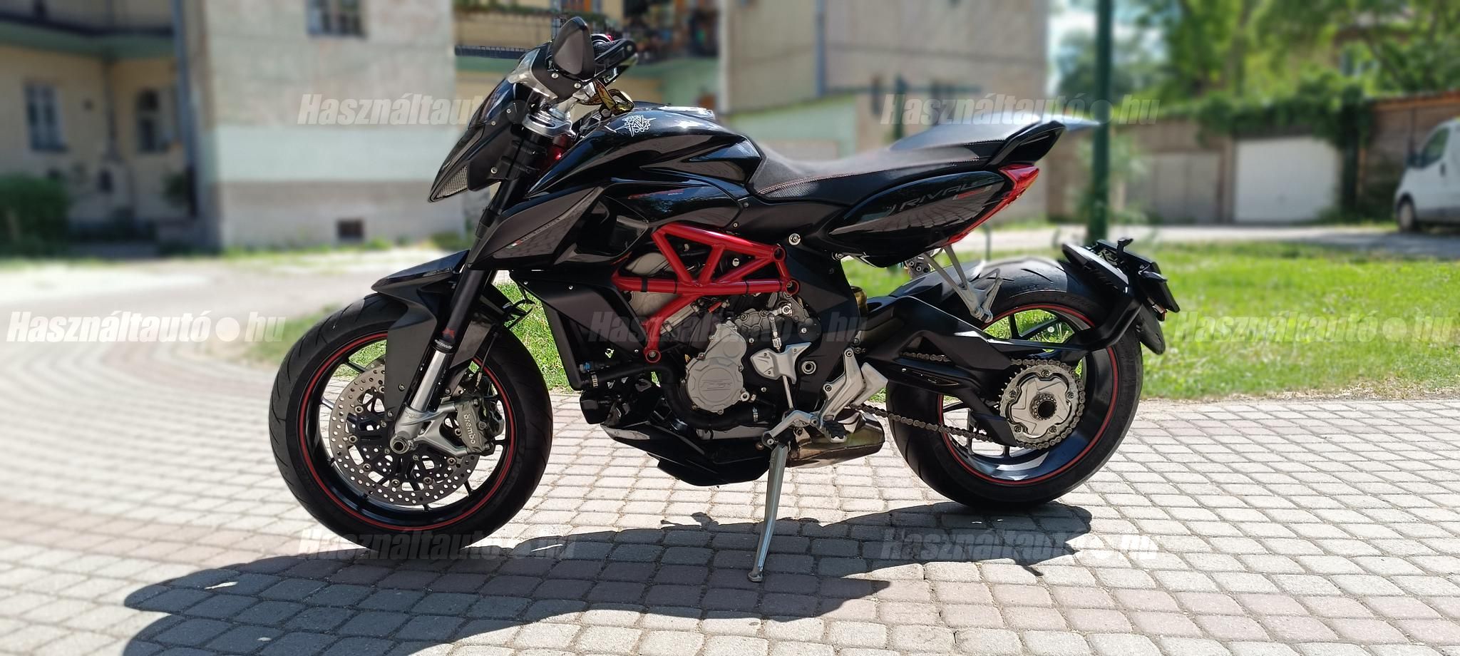 MV AGUSTA RIVALE 800 2014/3 - 1