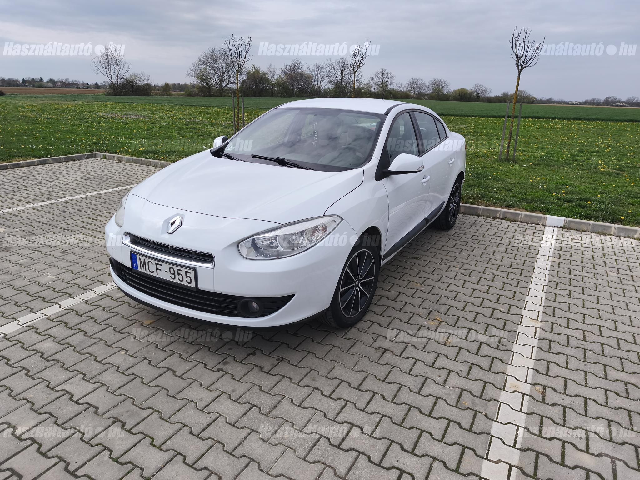 RENAULT FLUENCE 2012/4 - 1