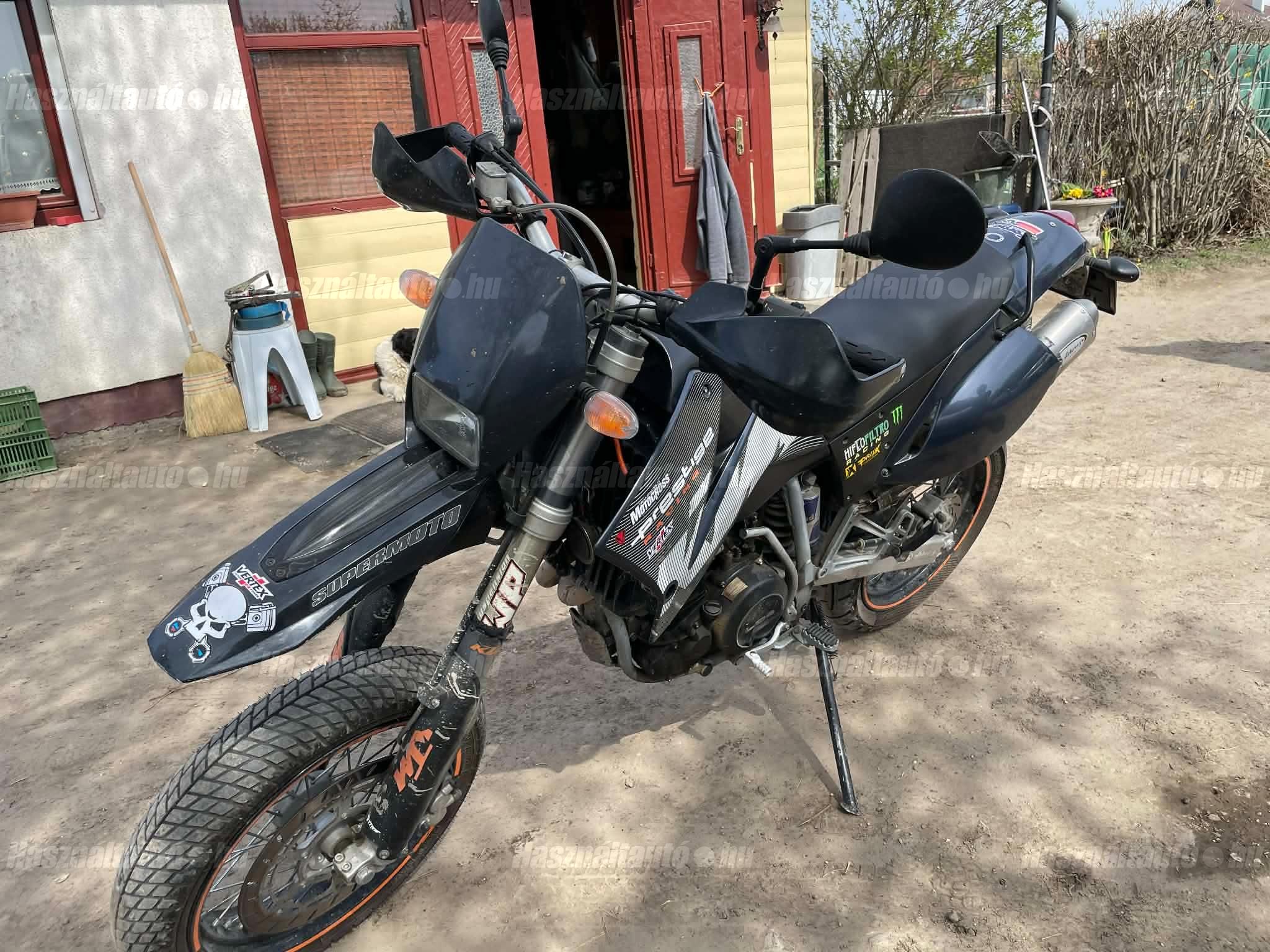 KTM 640 LC4 SUPERMOTO 2003 - 1