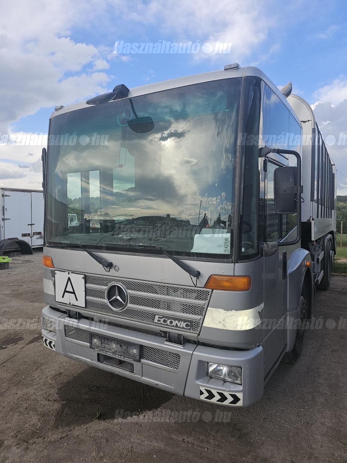 MERCEDES-BENZ 2006 - 1