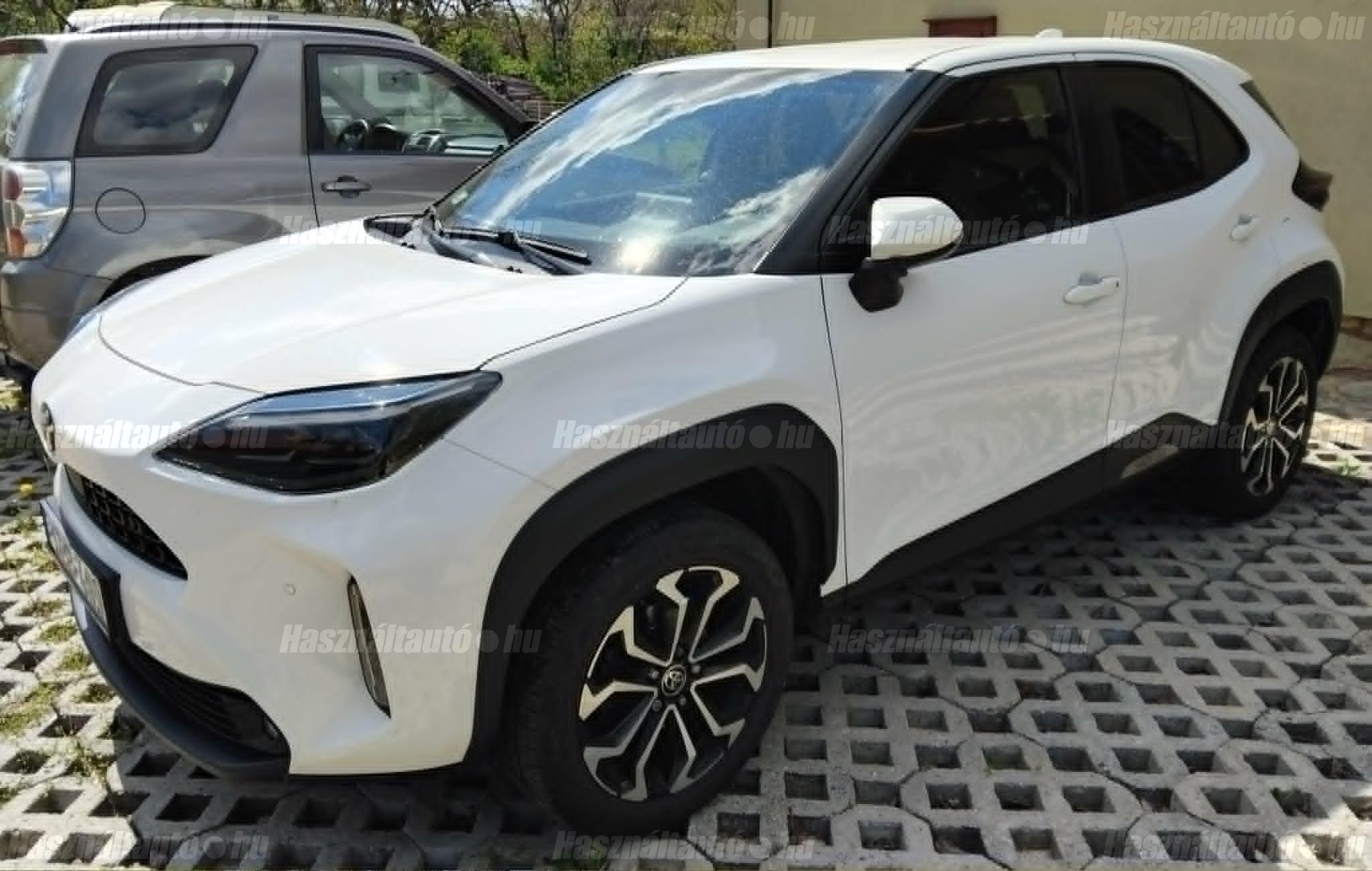 TOYOTA YARIS CROSS 2022/1 - 1
