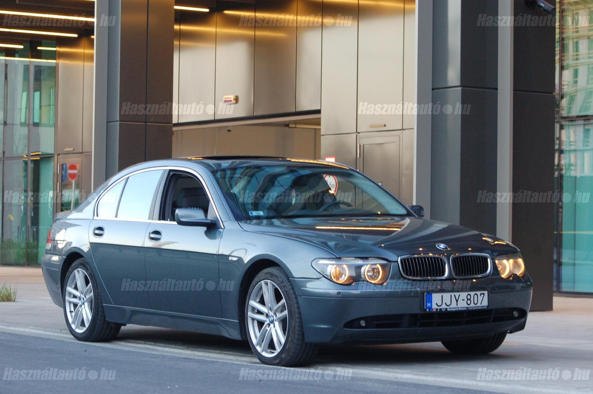 BMW 730 2003/5 - 1