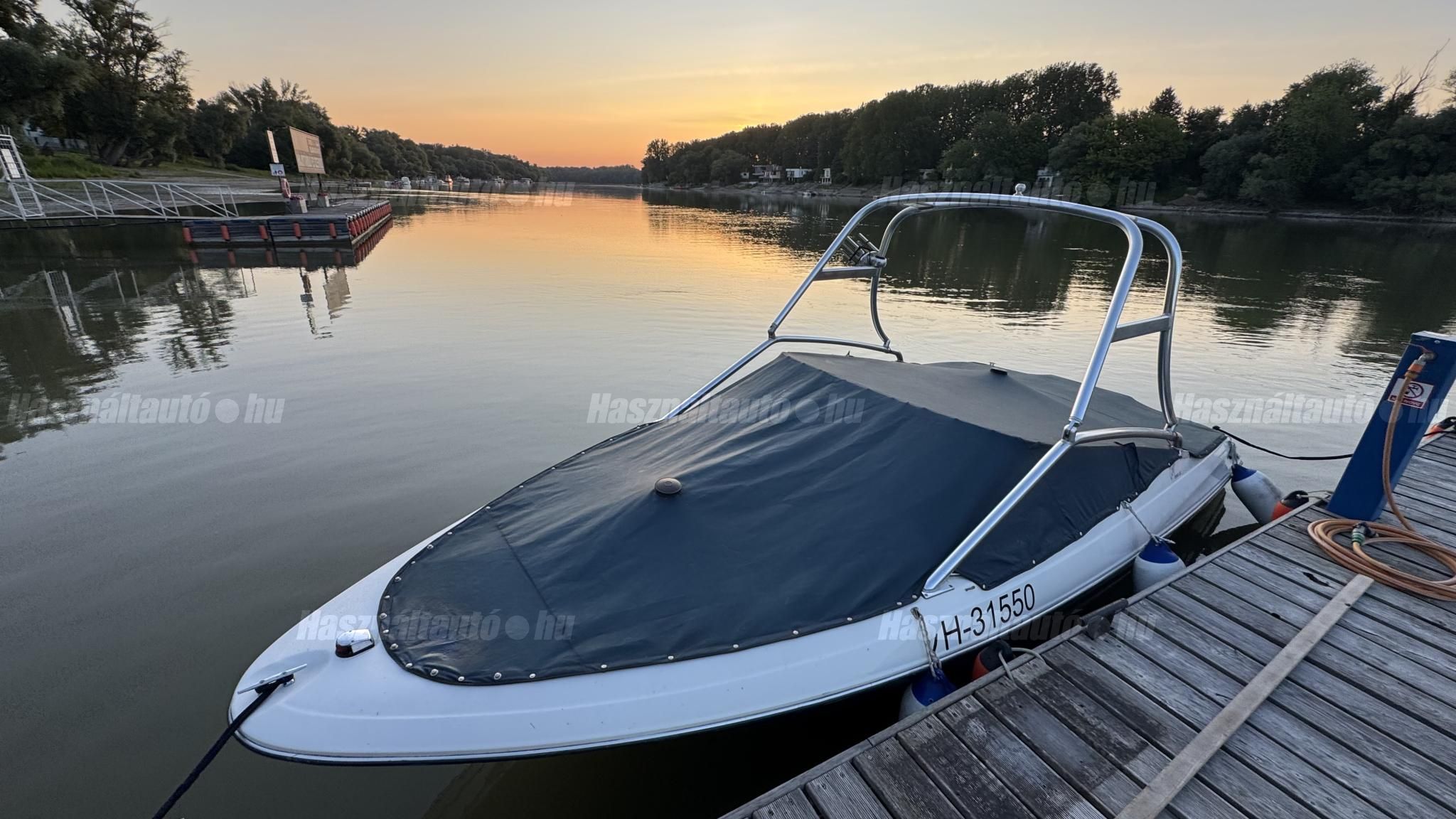 BAYLINER 1998/10 - 1
