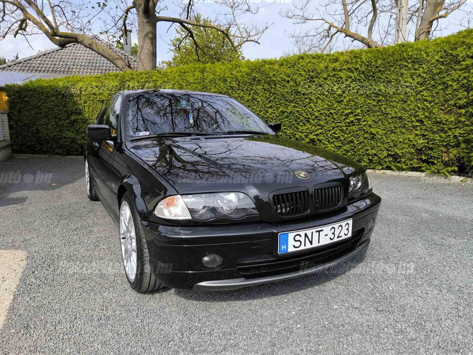 BMW 323 2000/1 - 1