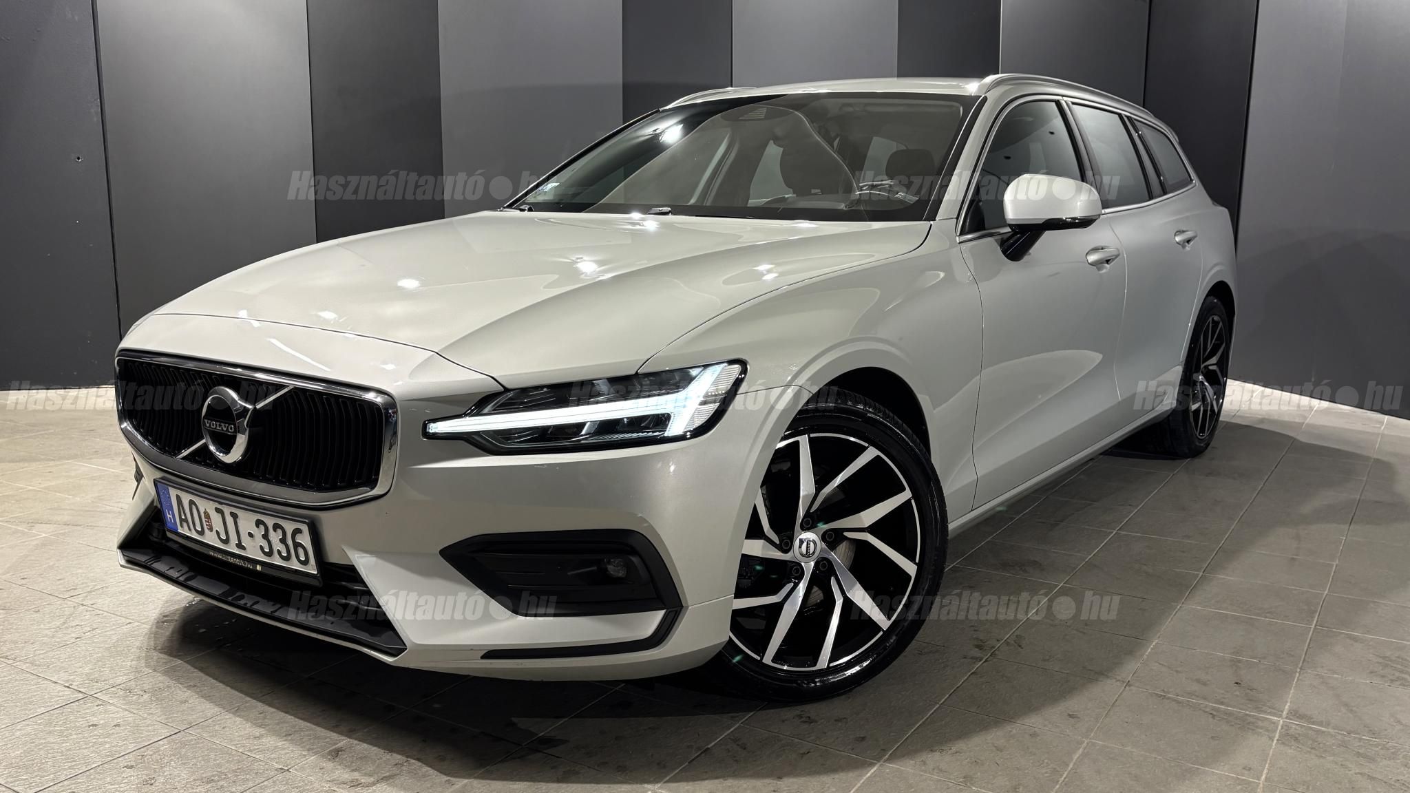 VOLVO V60 2020/1 - 1