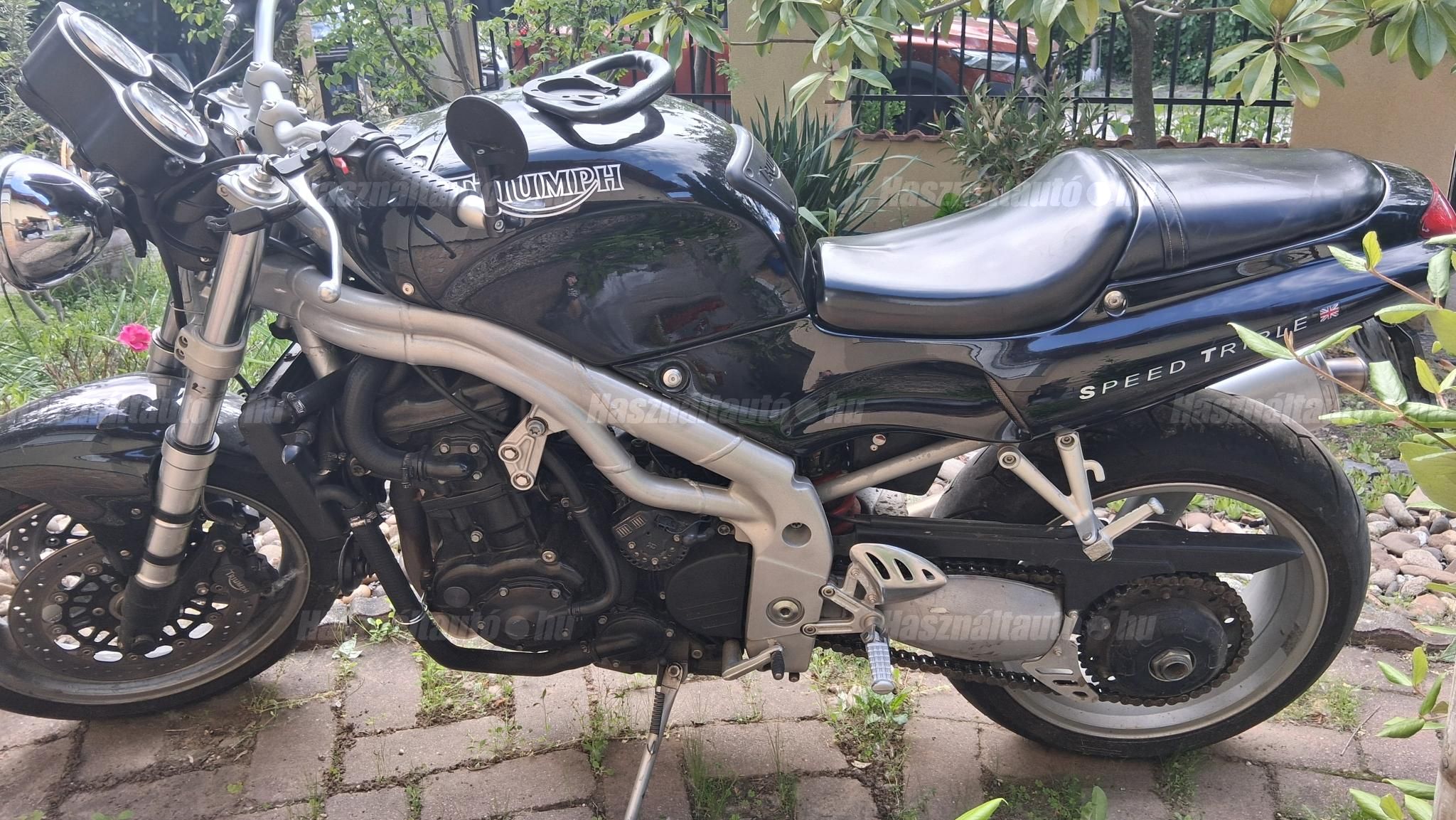 TRIUMPH SPEED TRIPLE 2004/9 - 1