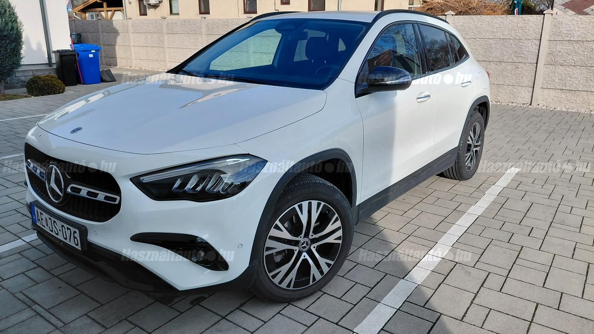 MERCEDES-BENZ GLA 180 2024/1 - 1