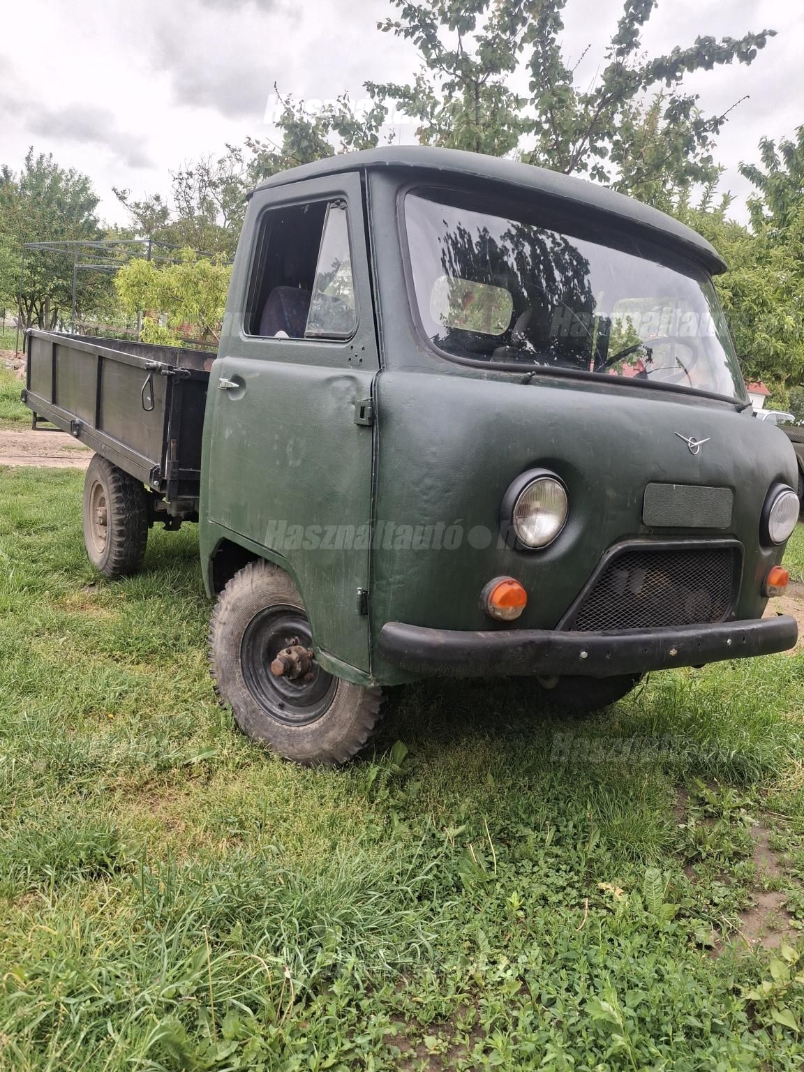 UAZ 452 1990/6 - 1