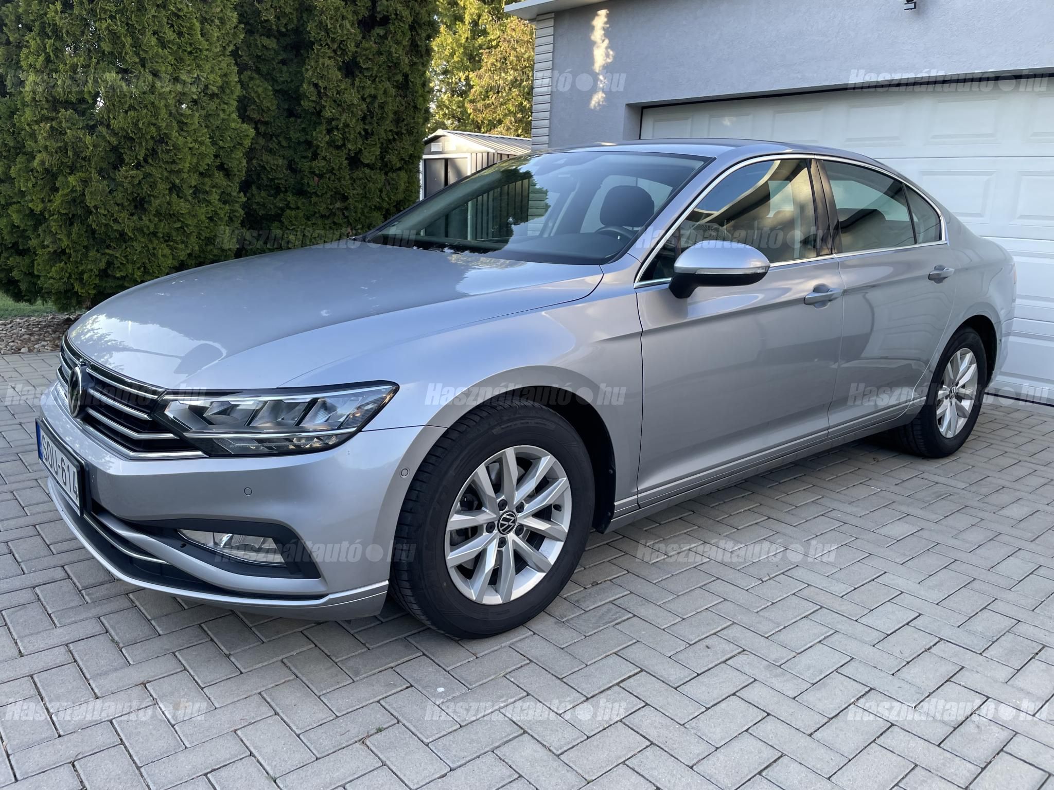 VOLKSWAGEN PASSAT VIII 2021/2 - 1
