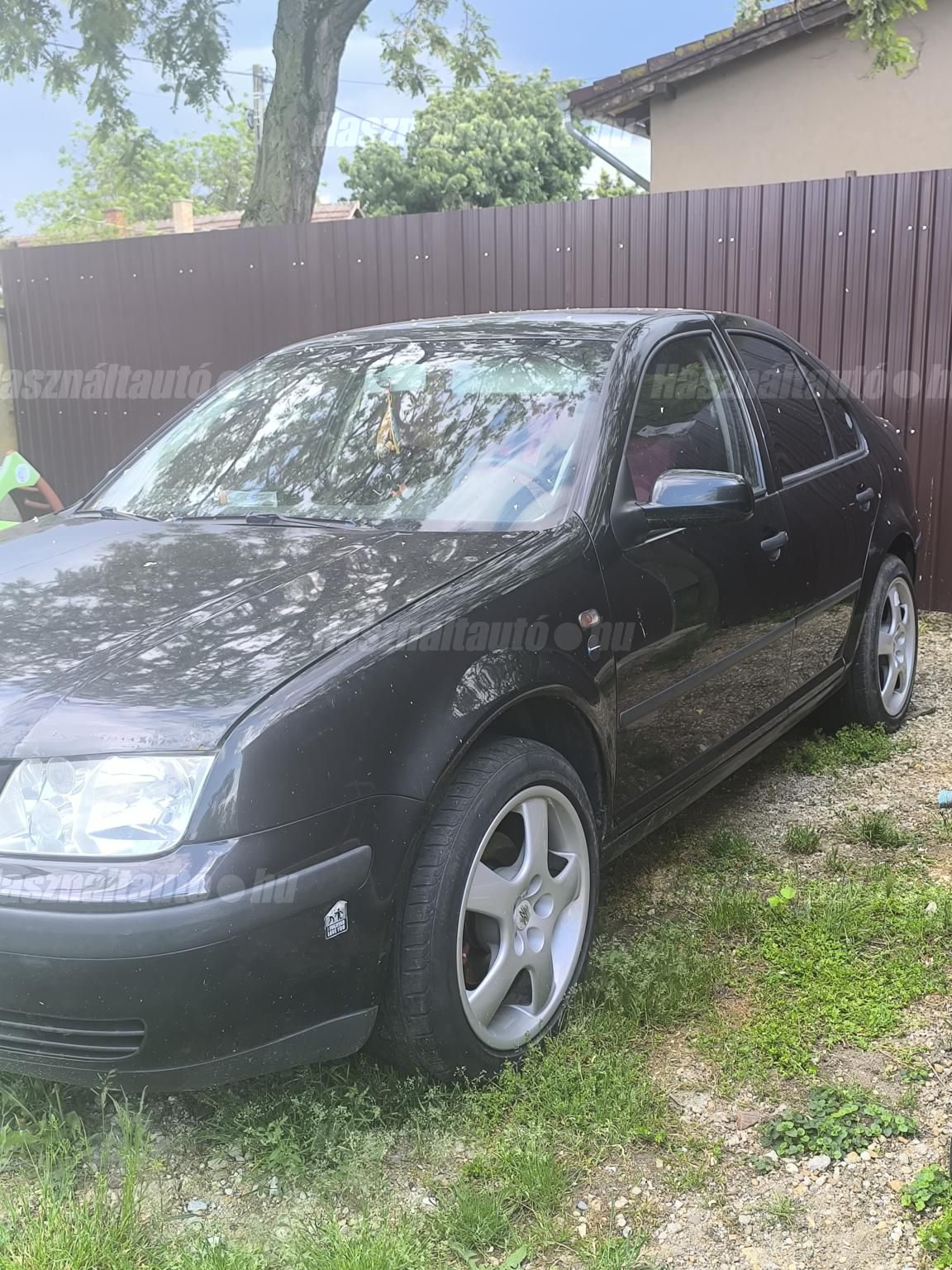 VOLKSWAGEN BORA 2002/9 - 1