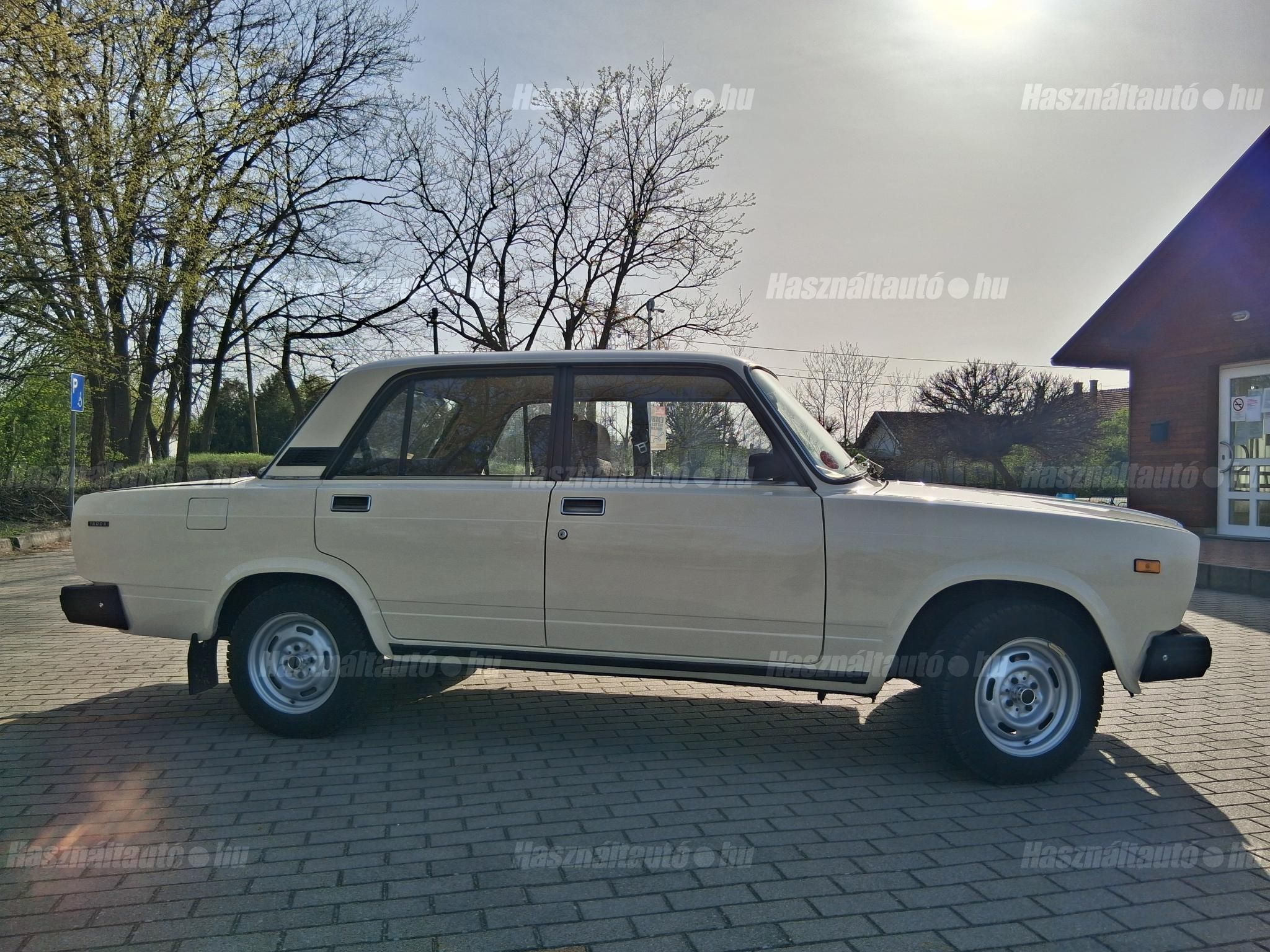 LADA 2107 1990 - 1