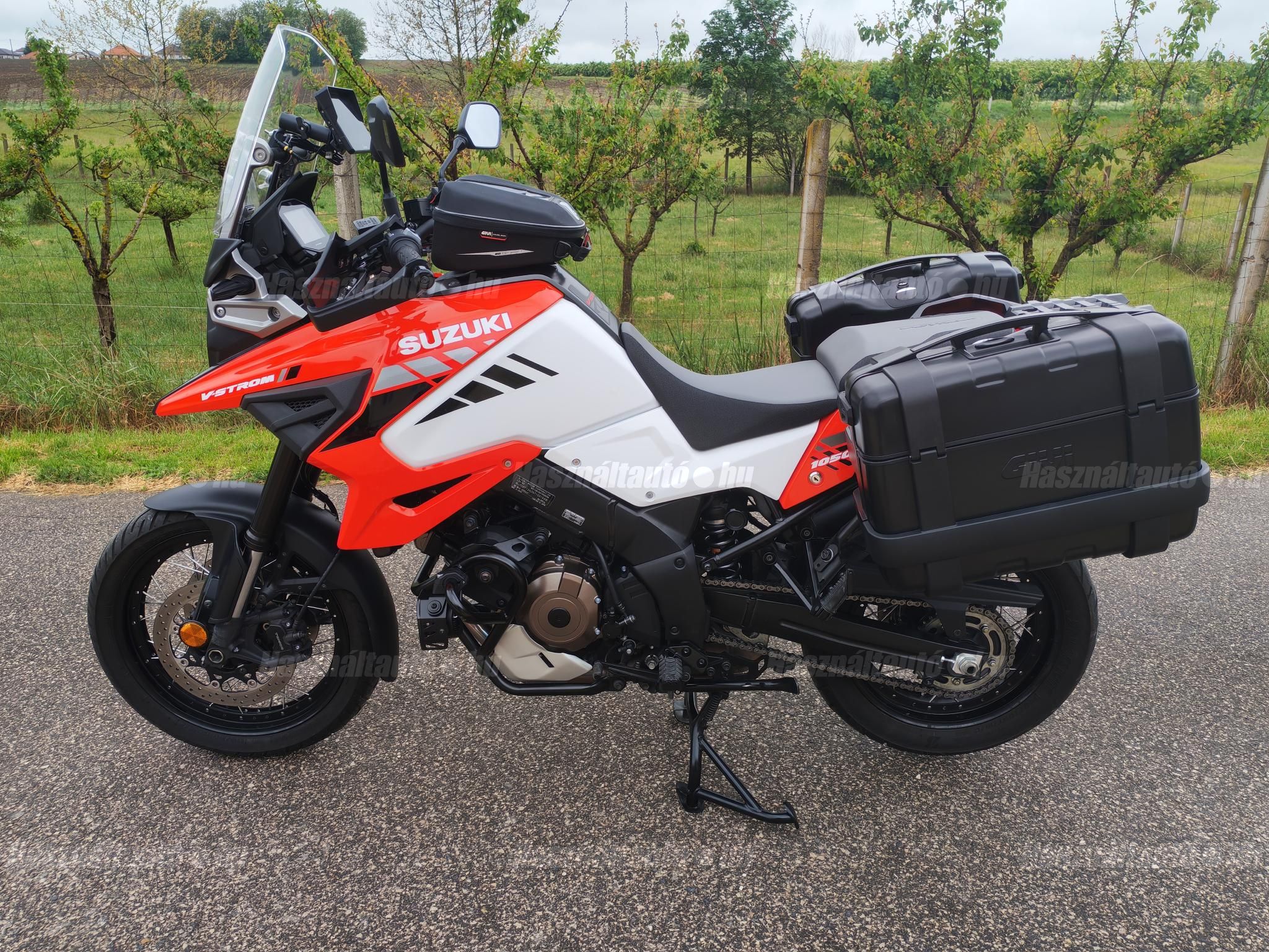 SUZUKI V-STROM 1050 XT ABS 2022/9 - 1