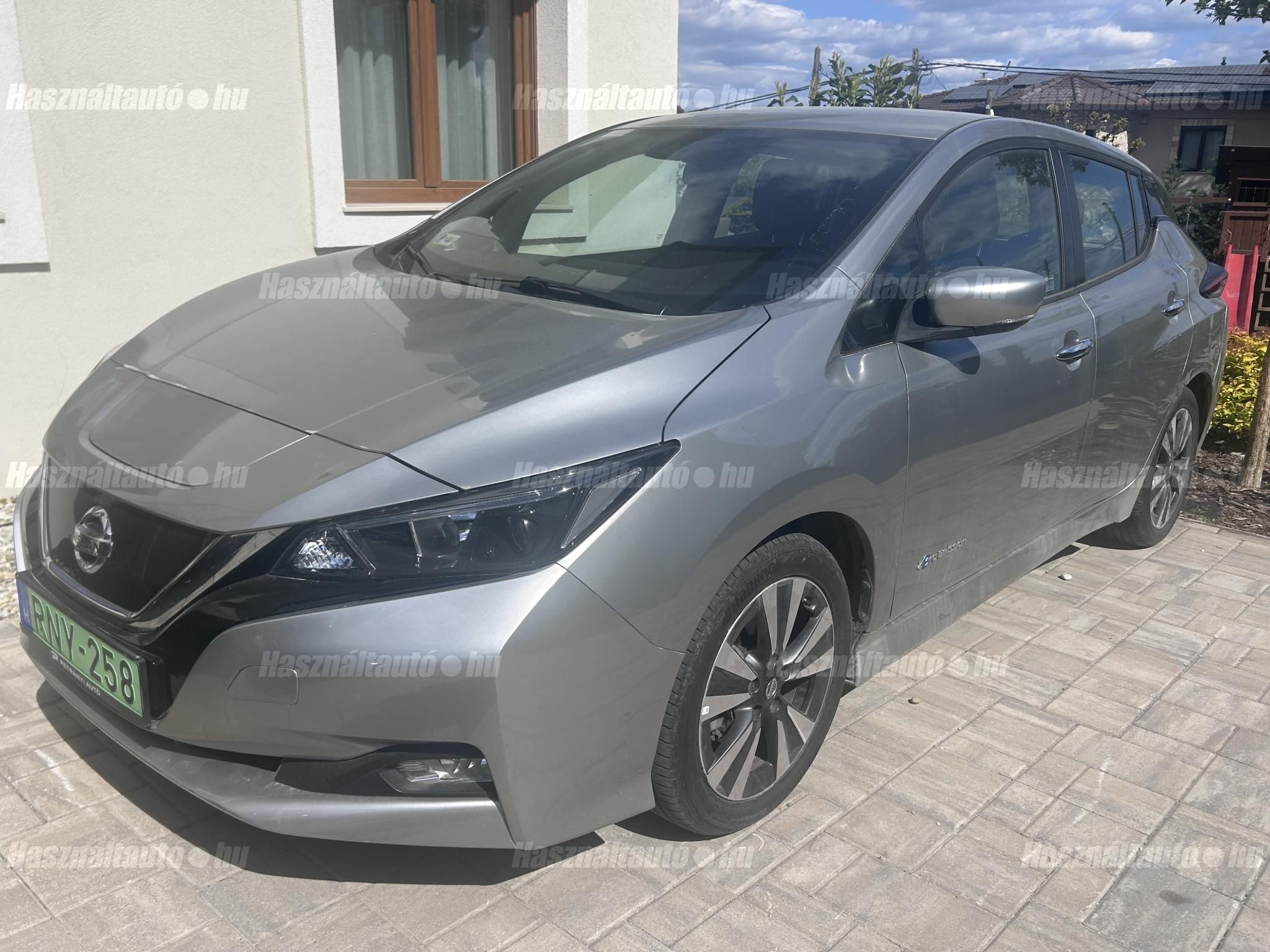 NISSAN LEAF 2019/9 - 1