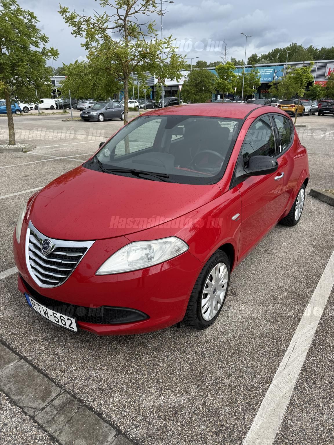 LANCIA YPSILON 2012/3 - 1