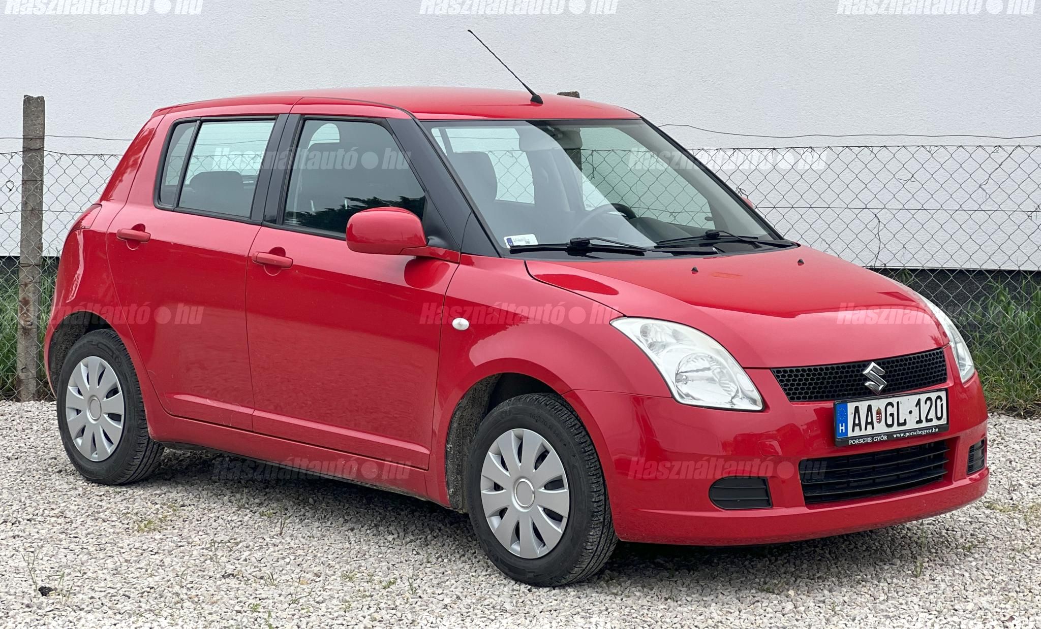 SUZUKI SWIFT 2009/7 - 1