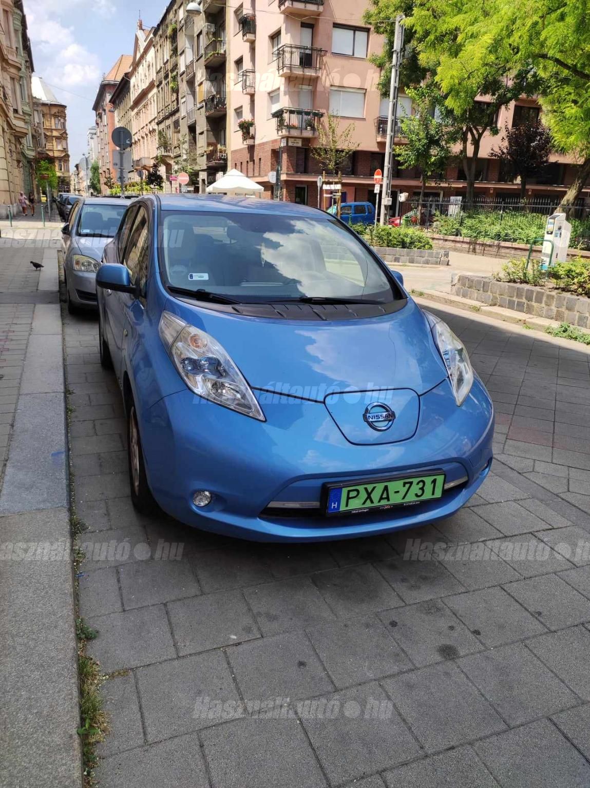 NISSAN LEAF 2013/7 - 1
