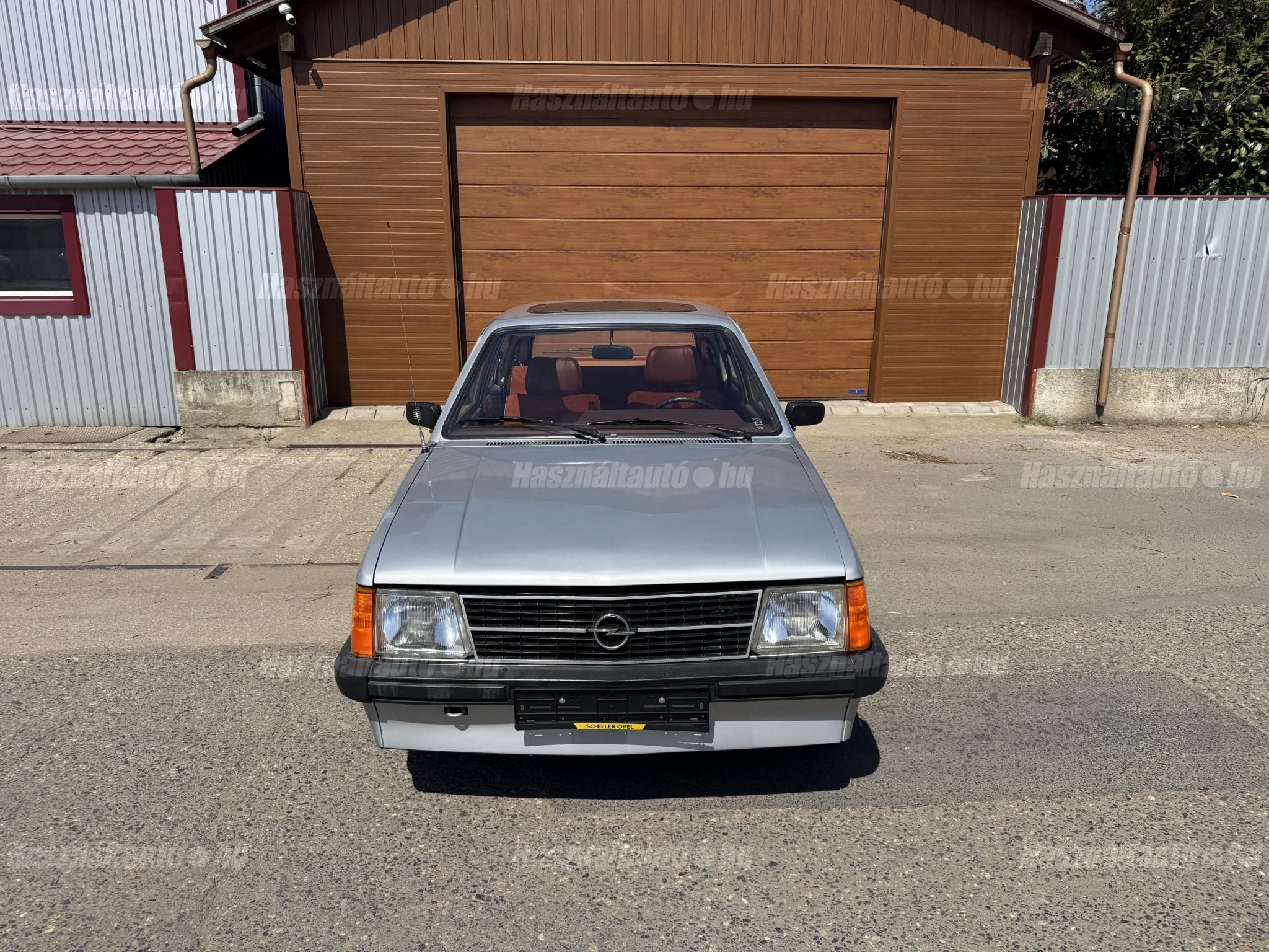 OPEL KADETT 1983/5 - 1