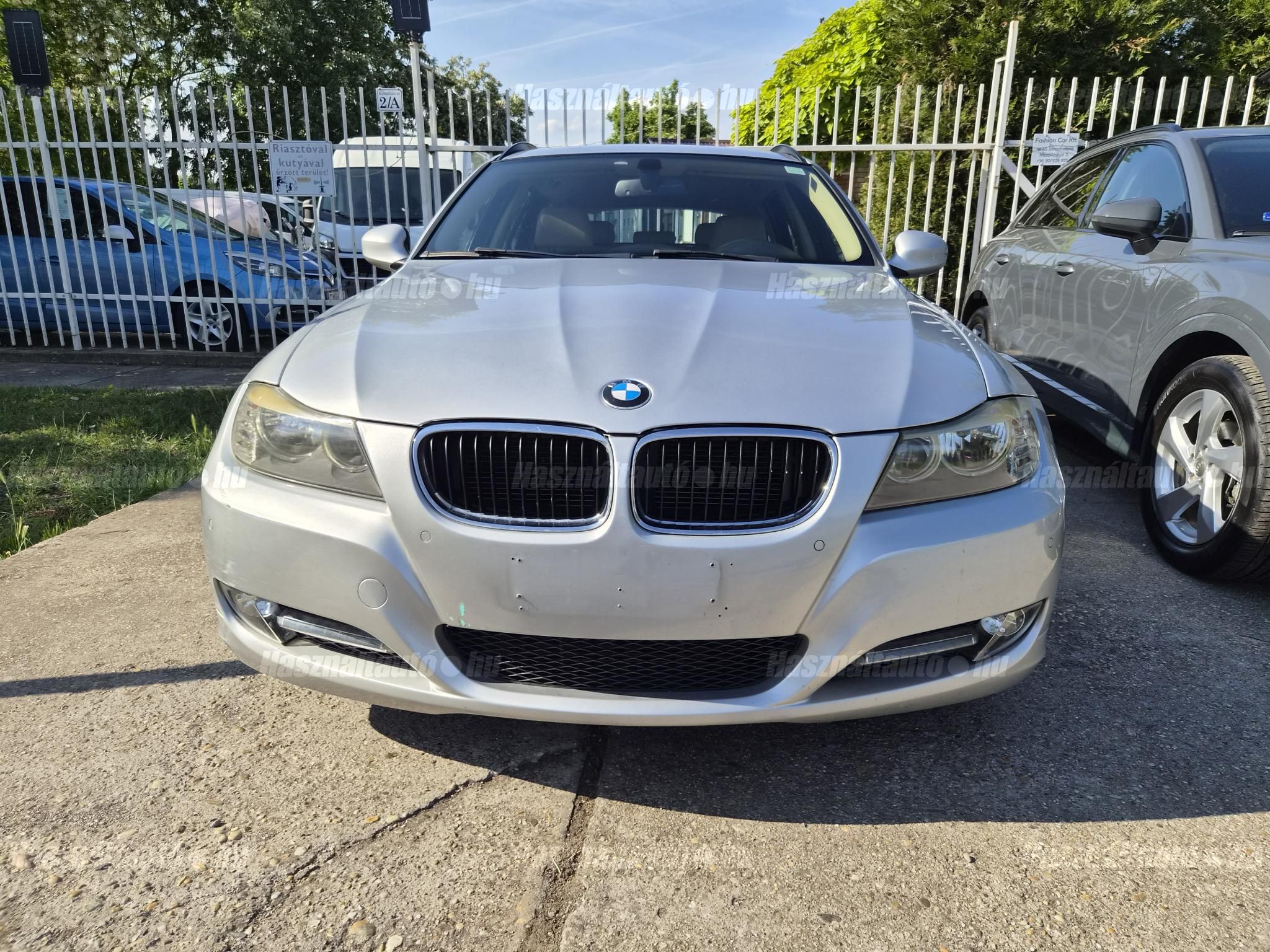 BMW 320 2010/9 - 1