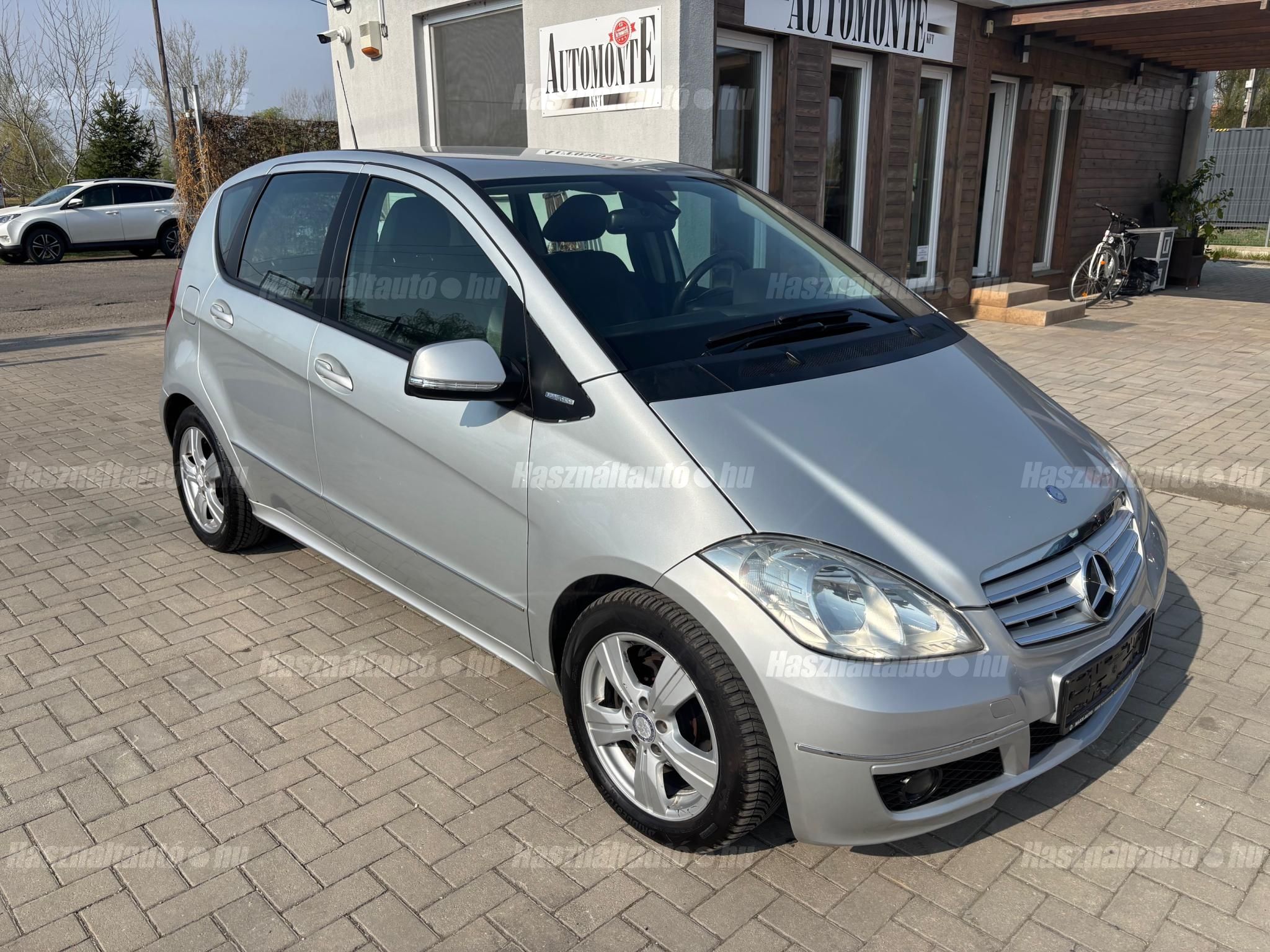 MERCEDES-BENZ A 160 2010/12 - 1
