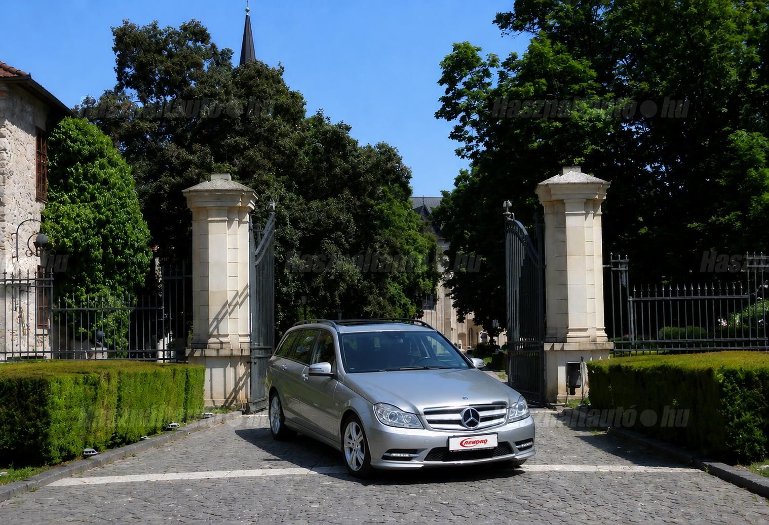 MERCEDES-BENZ C 220 2010/1 - 1