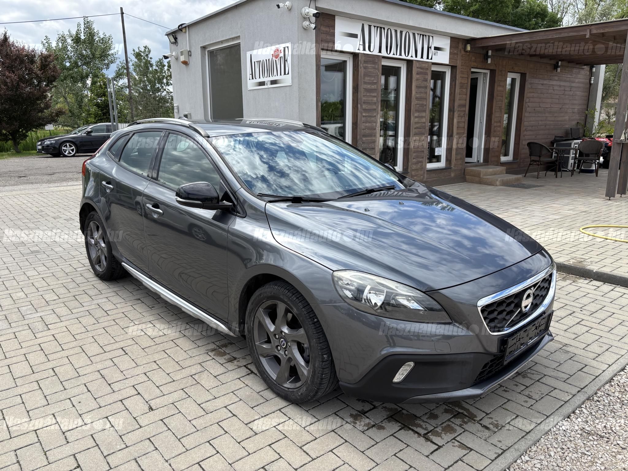 VOLVO V40 2014/2 - 1