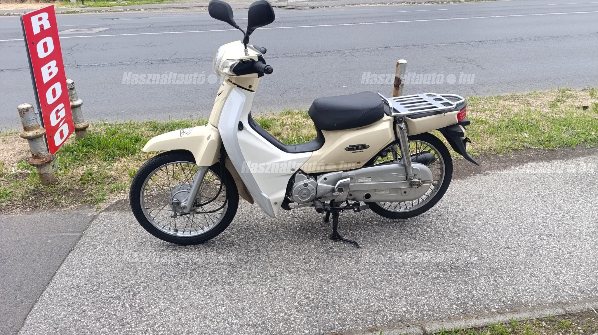 HONDA C 50 2012 - 1