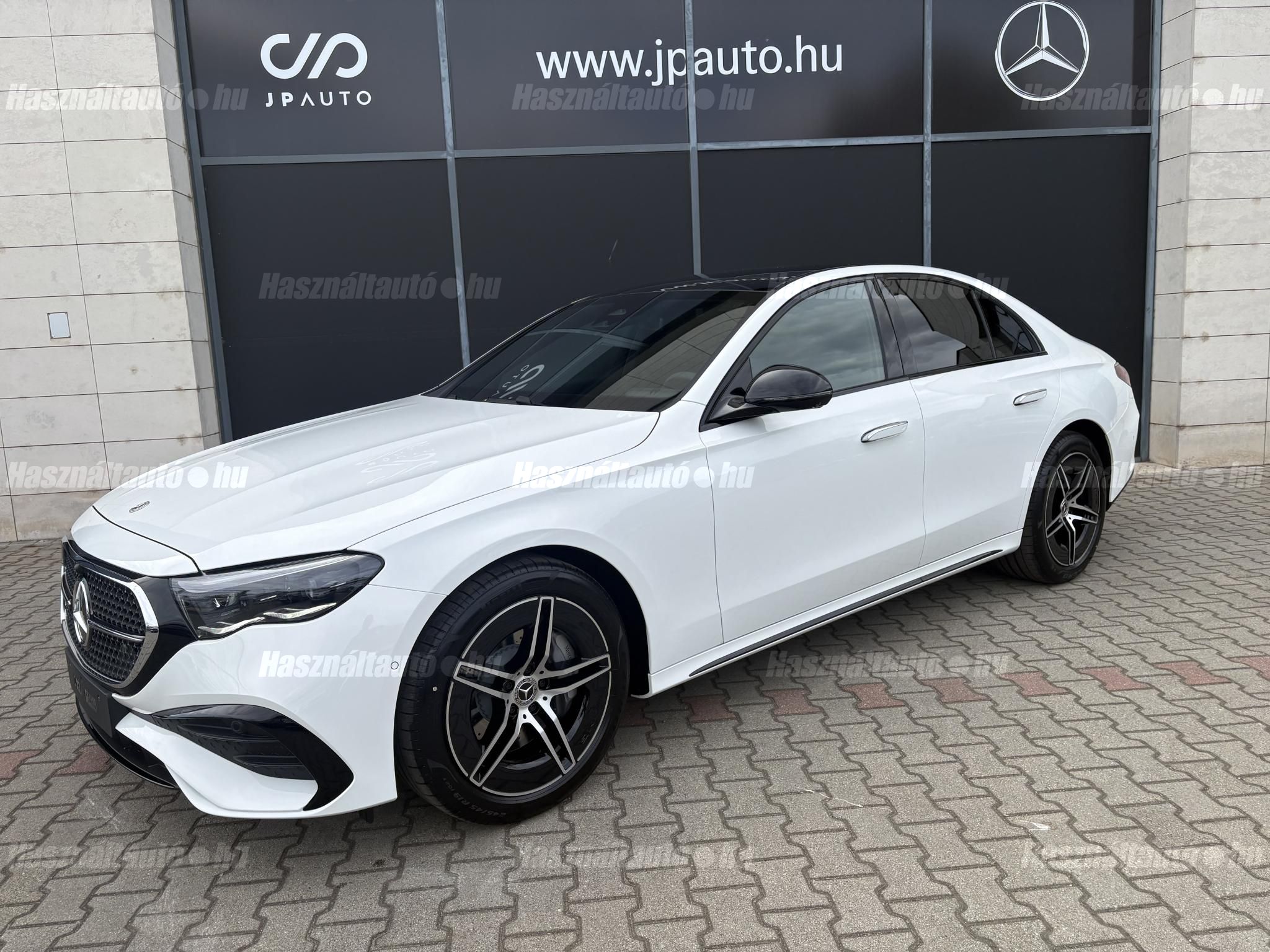 MERCEDES-BENZ E 200 2026 - 1