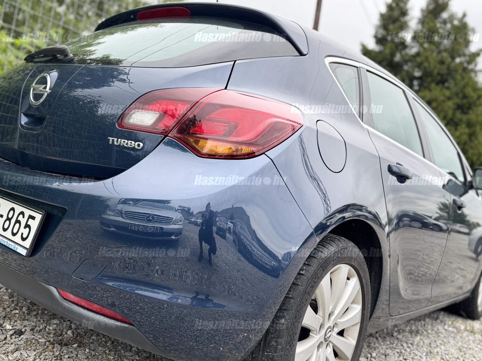 OPEL ASTRA J 2012/3 - 1