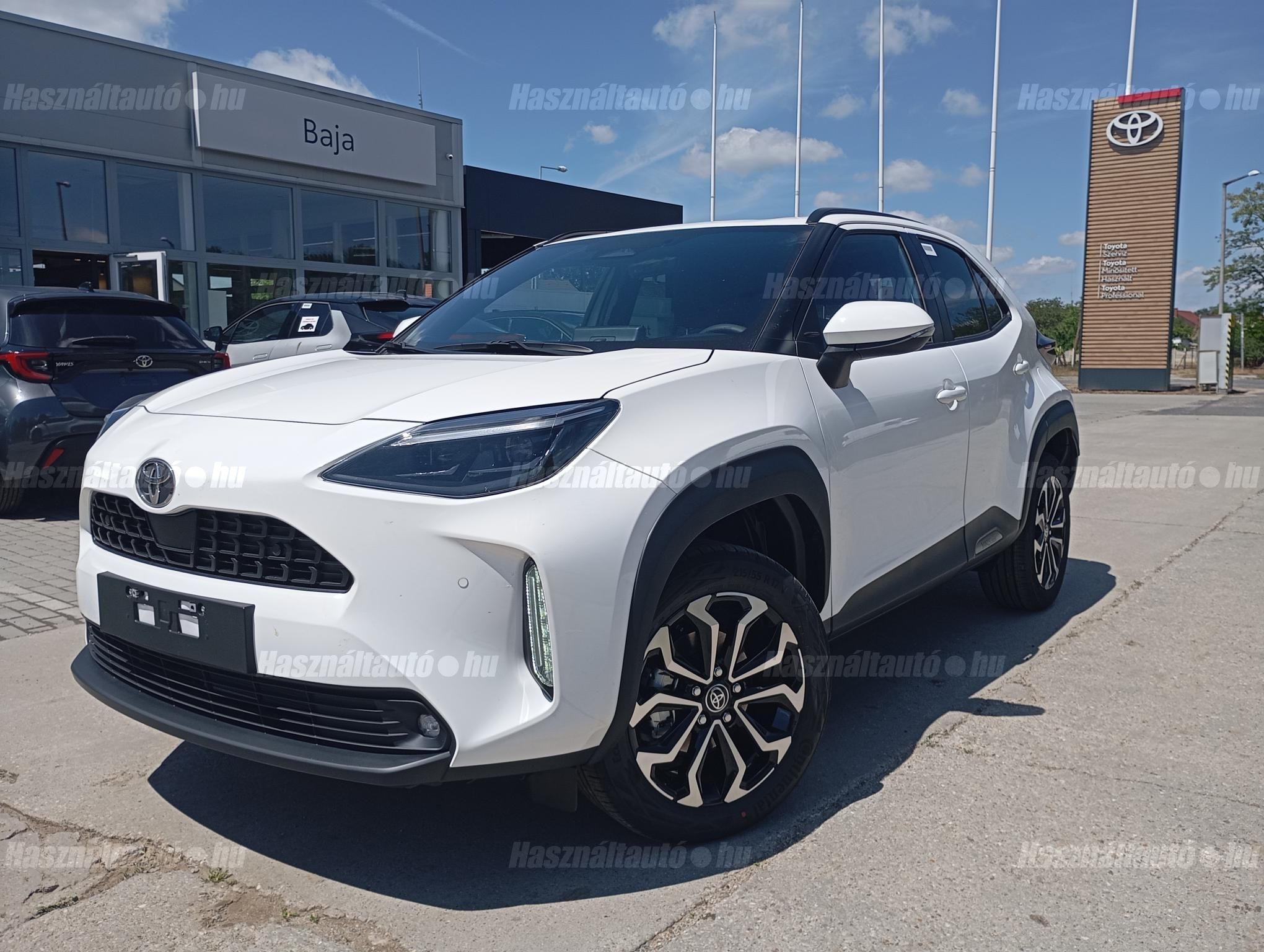 TOYOTA YARIS CROSS 2025 - 1