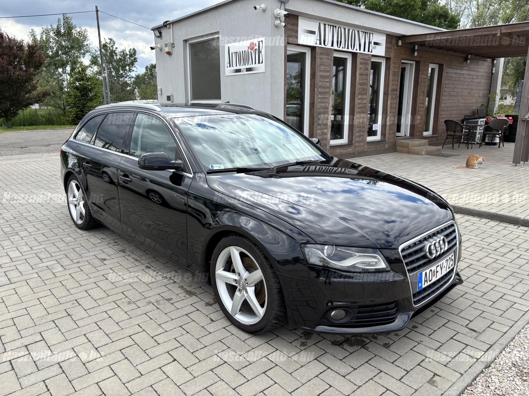 AUDI A4 2012/2 - 1