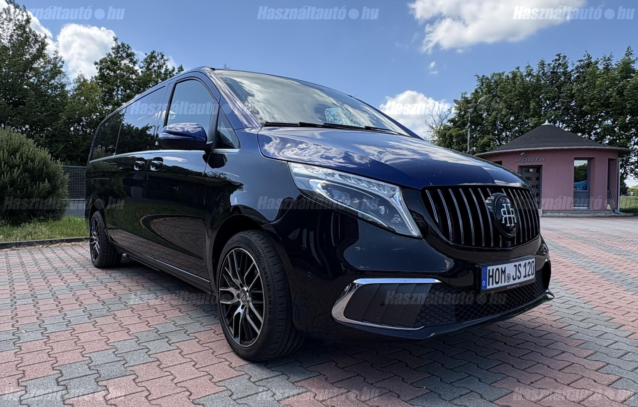 MERCEDES-BENZ V-OSZTÁLY 2022/5 - 1