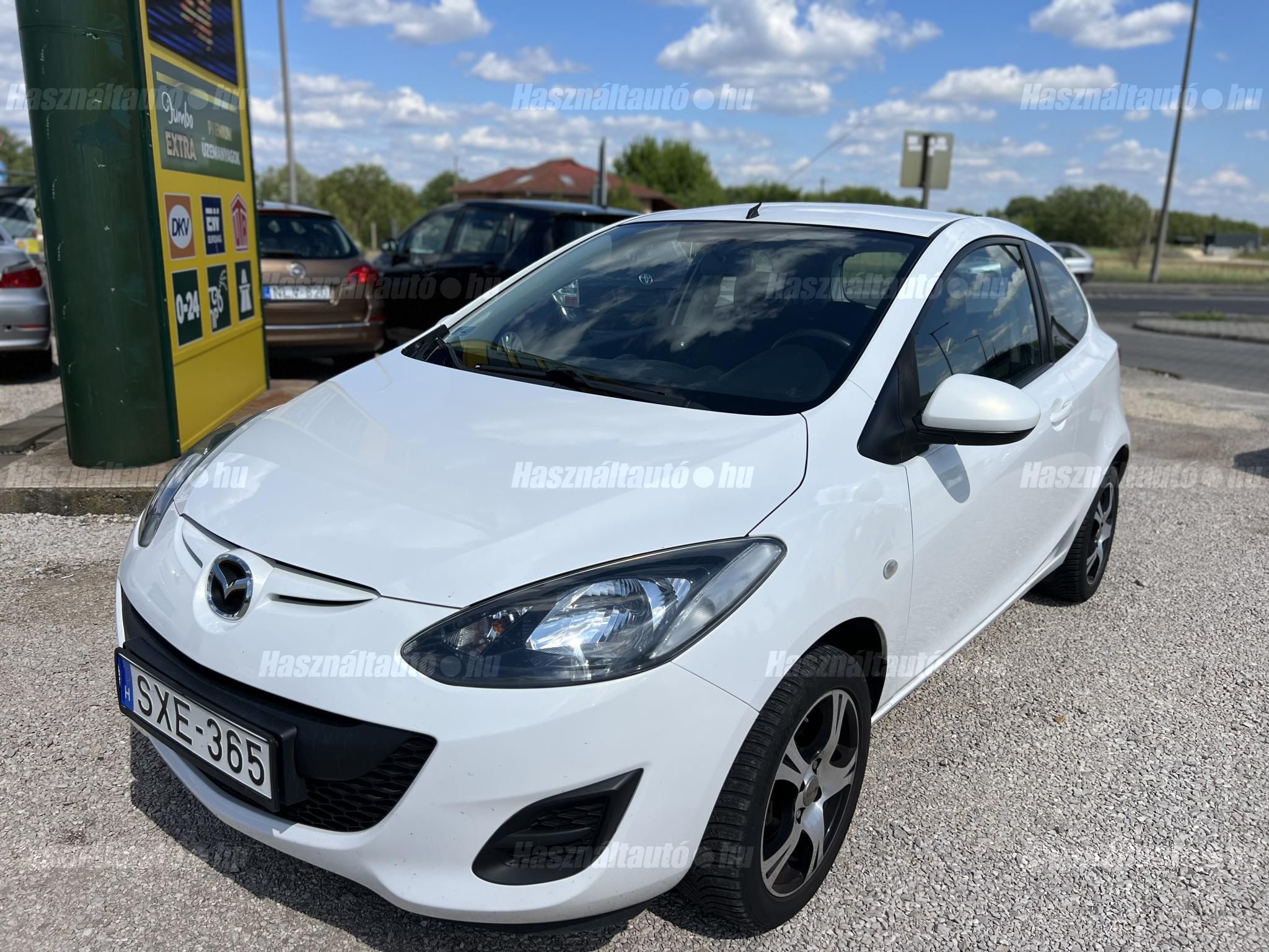 MAZDA 2 2012/6 - 1