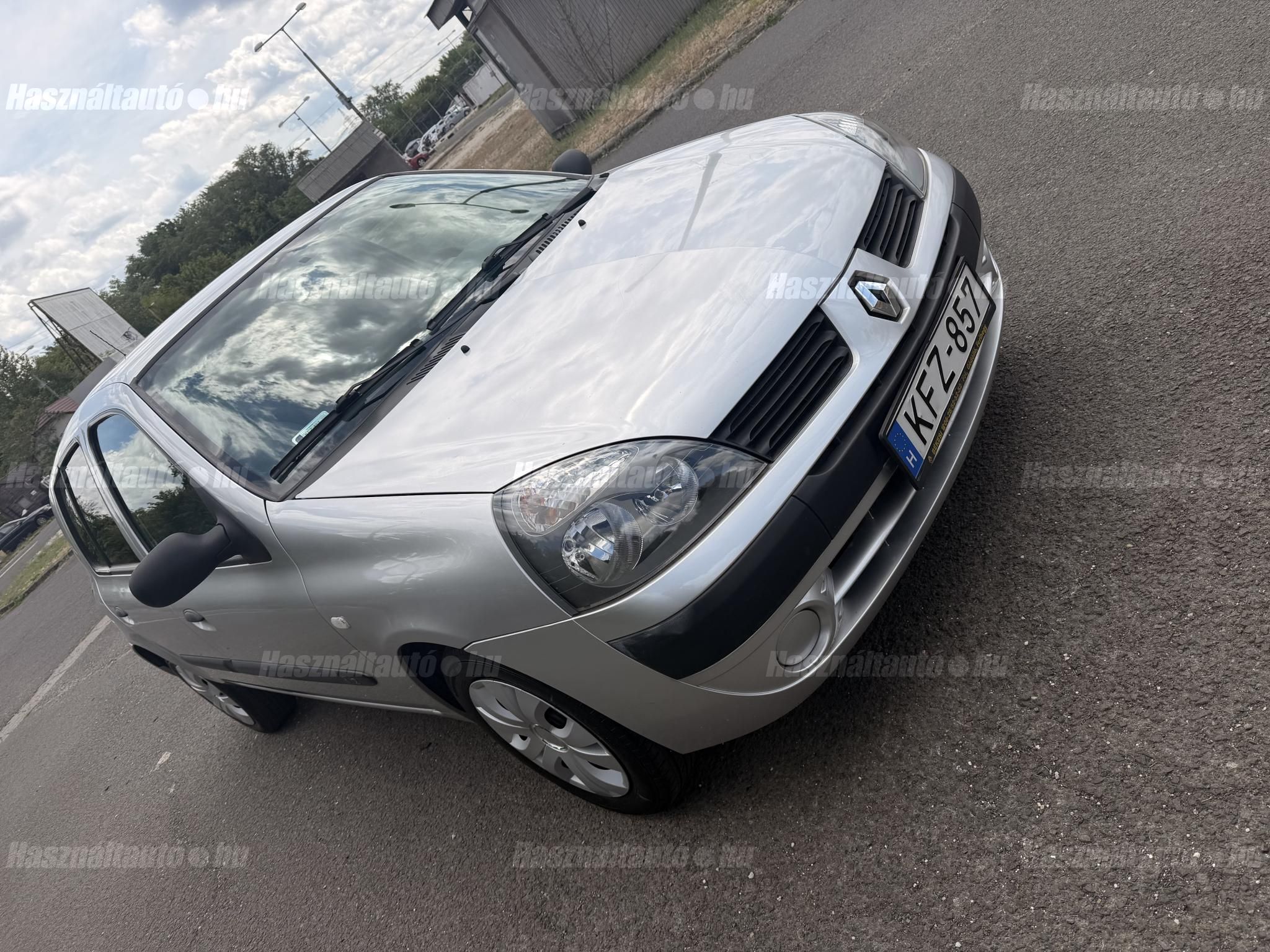 RENAULT CLIO 2006/5 - 1