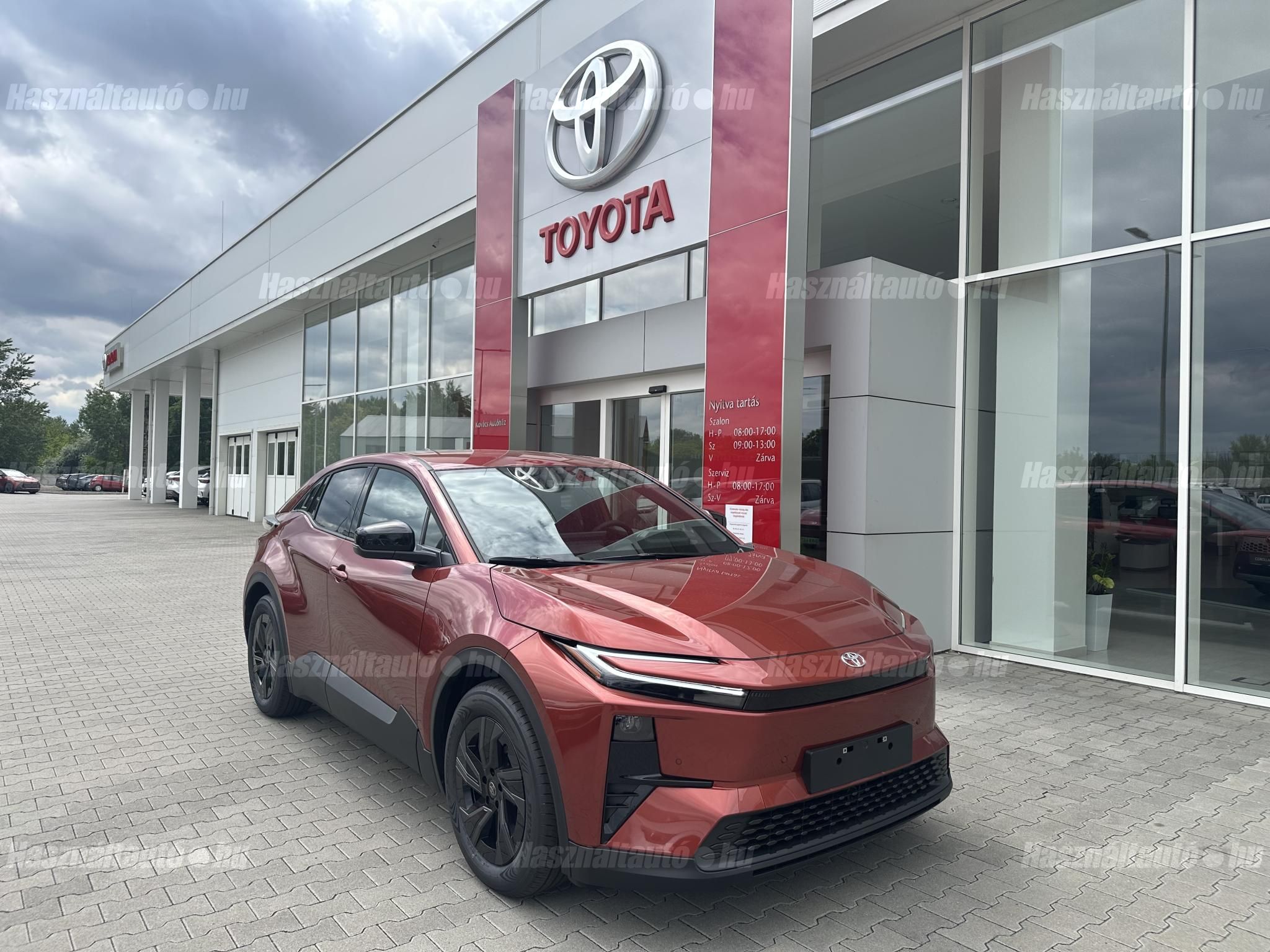 TOYOTA C-HR 2026 - 1
