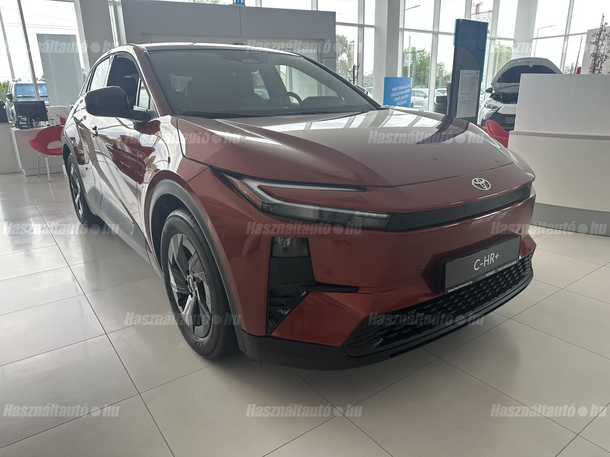 TOYOTA C-HR 2026 - 1
