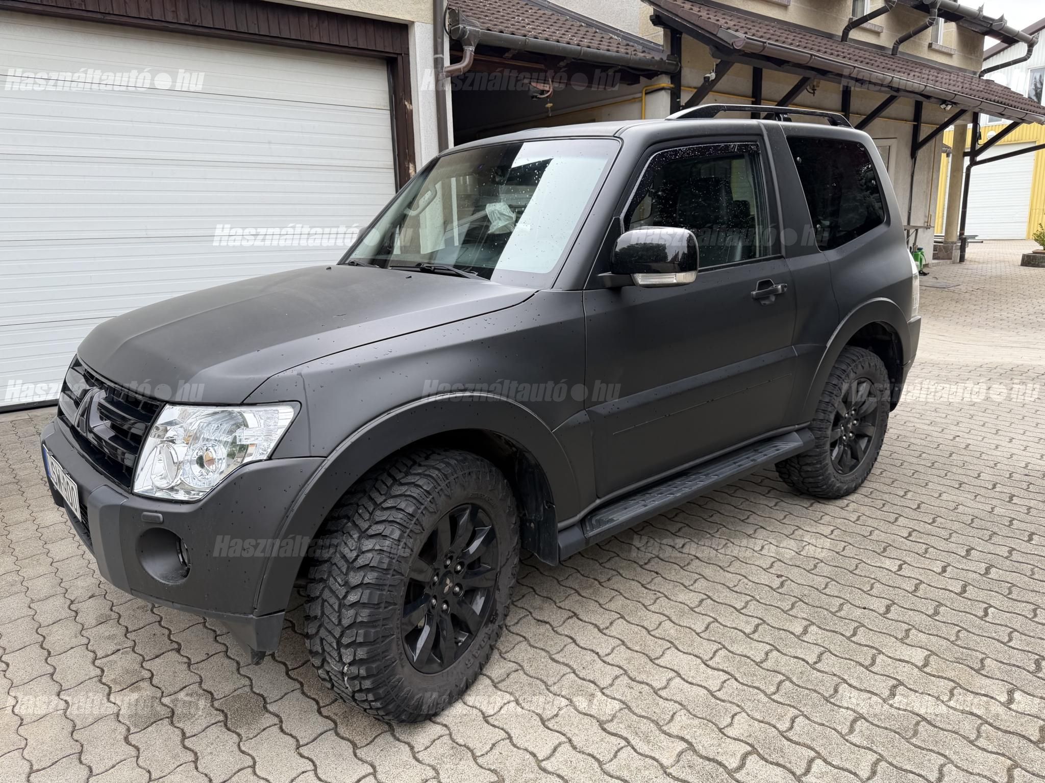 MITSUBISHI PAJERO 2010/10 - 1