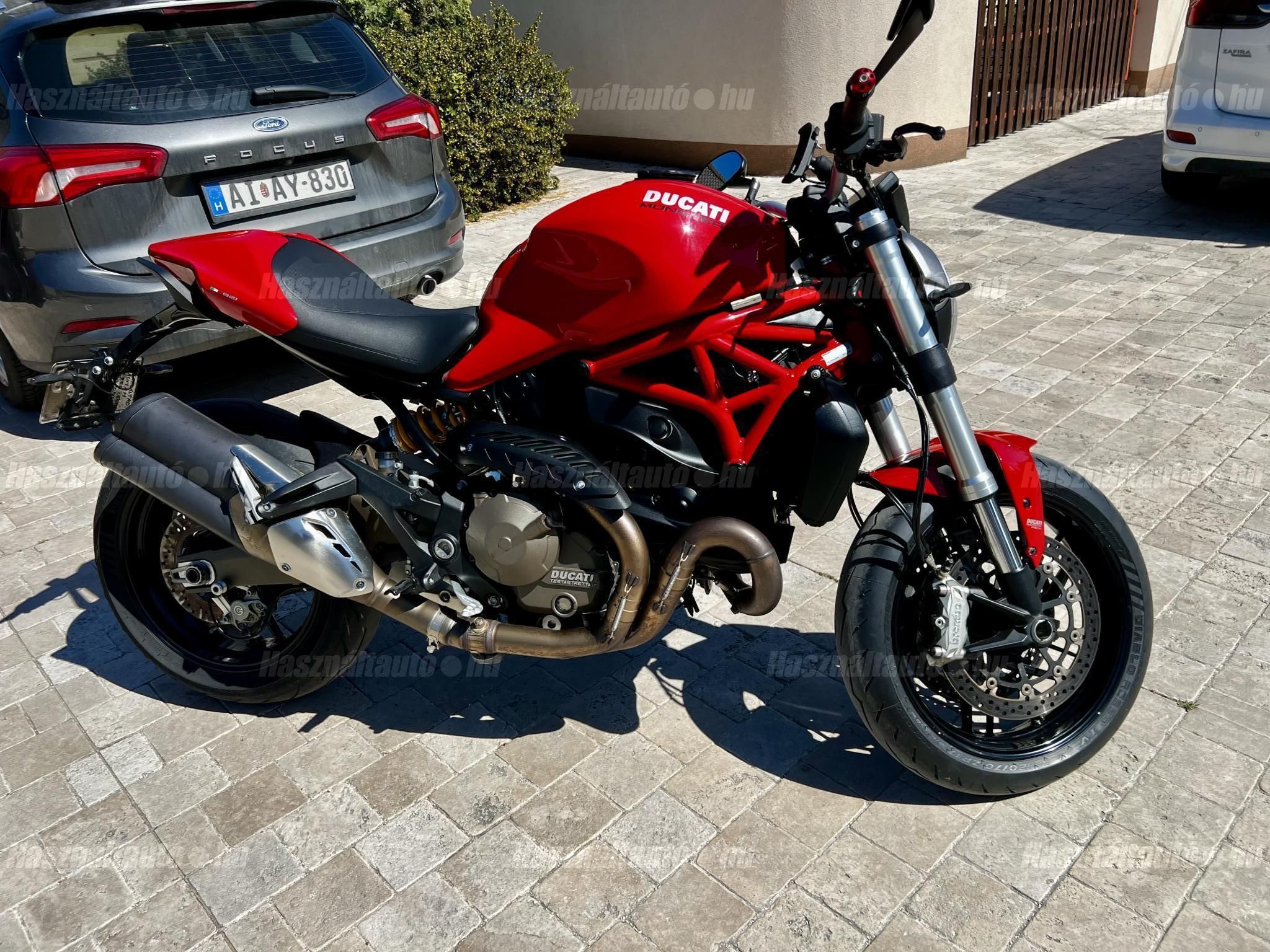 DUCATI MONSTER 821 2017/8 - 1