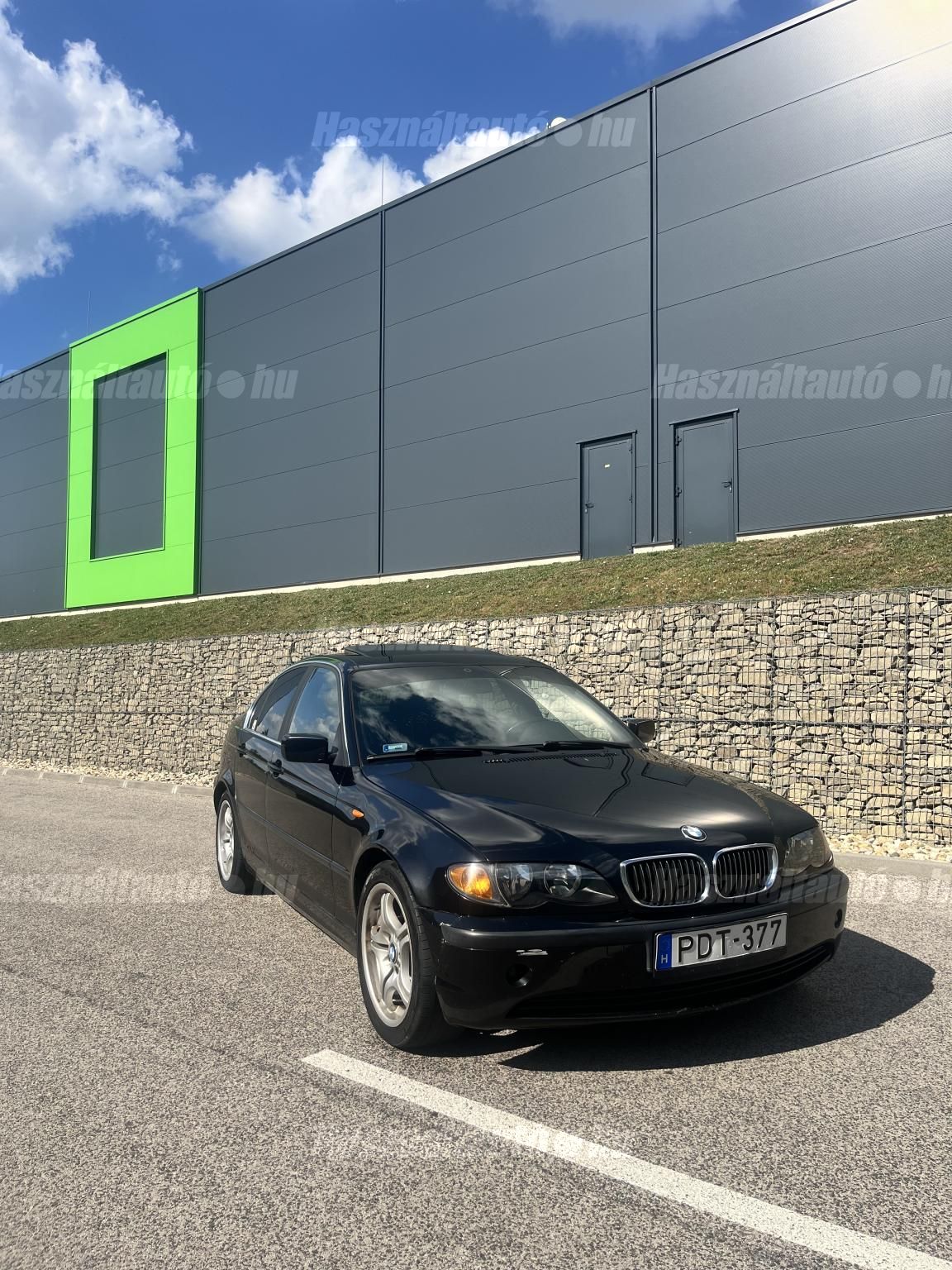 BMW 320 2002/5 - 1