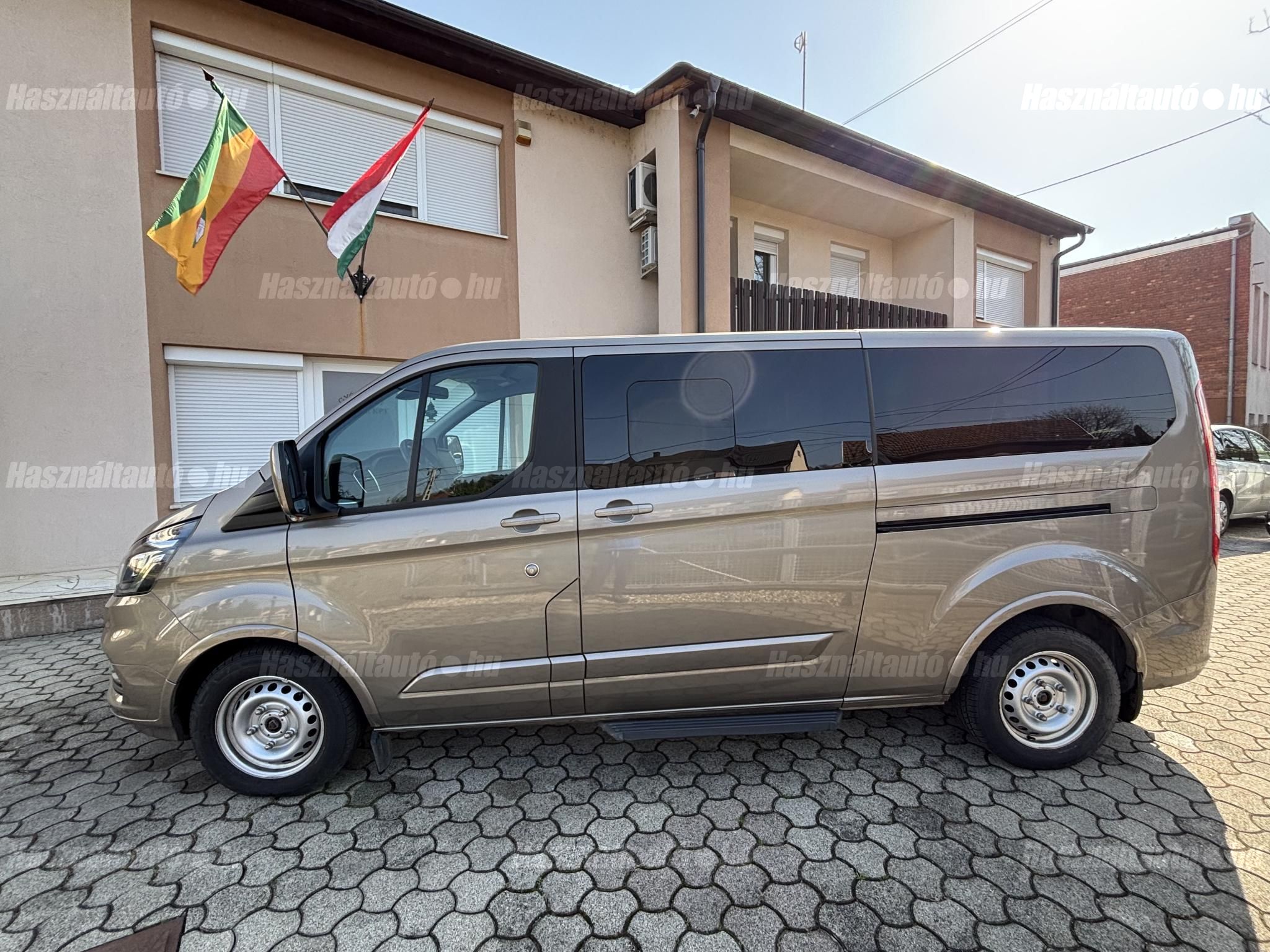 FORD TOURNEO 2021/4 - 1