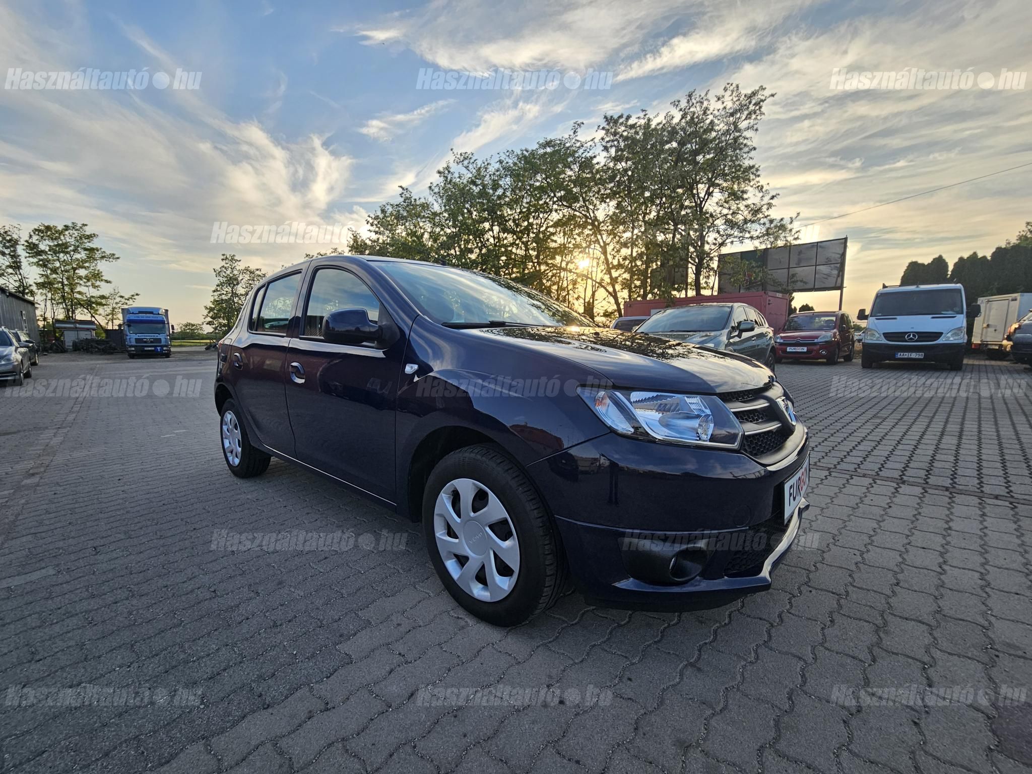 DACIA SANDERO 2016/10 - 1